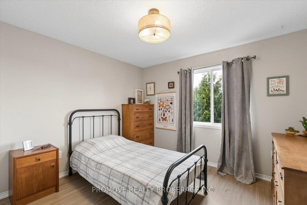 Photo 22 of 49 Schiedel Drive, Guelph, Victoria North — HOMEH