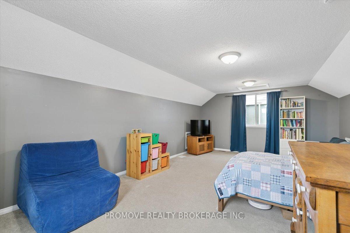 Photo 31 of 49 Schiedel Drive, Guelph, Victoria North — HOMEH