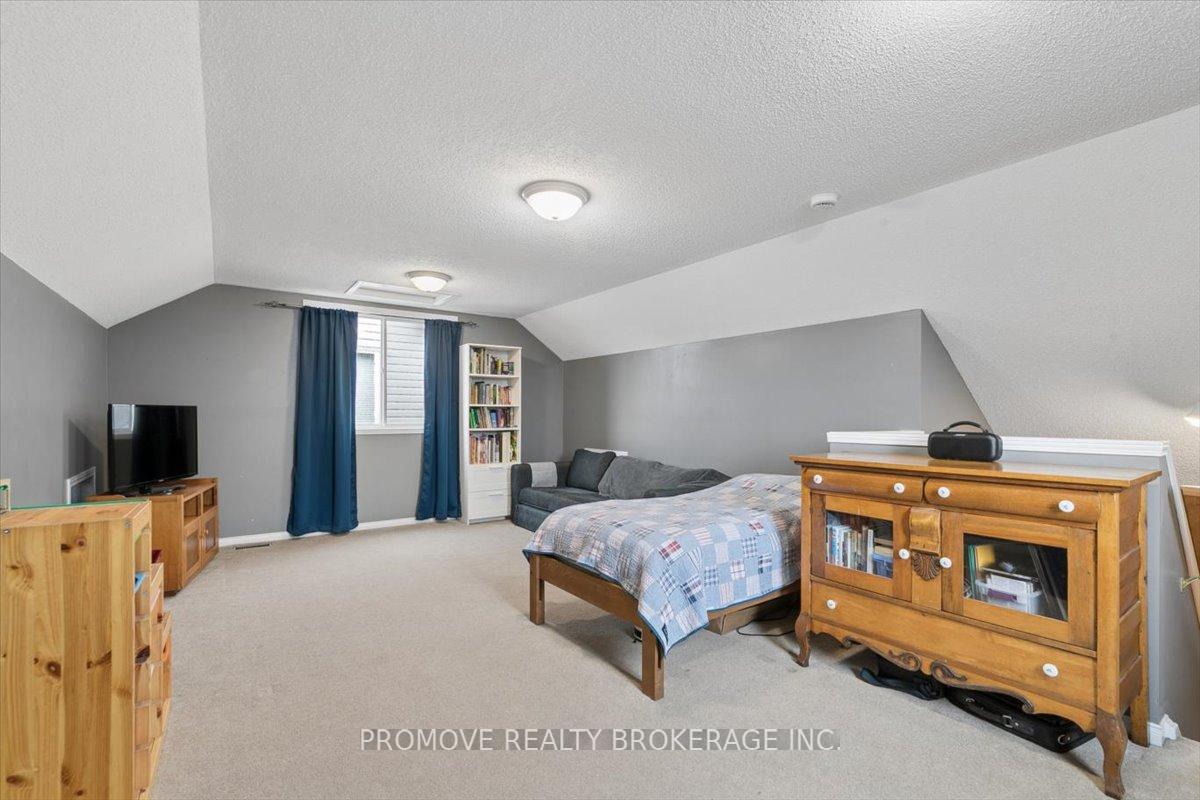 Photo 32 of 49 Schiedel Drive, Guelph, Victoria North — HOMEH