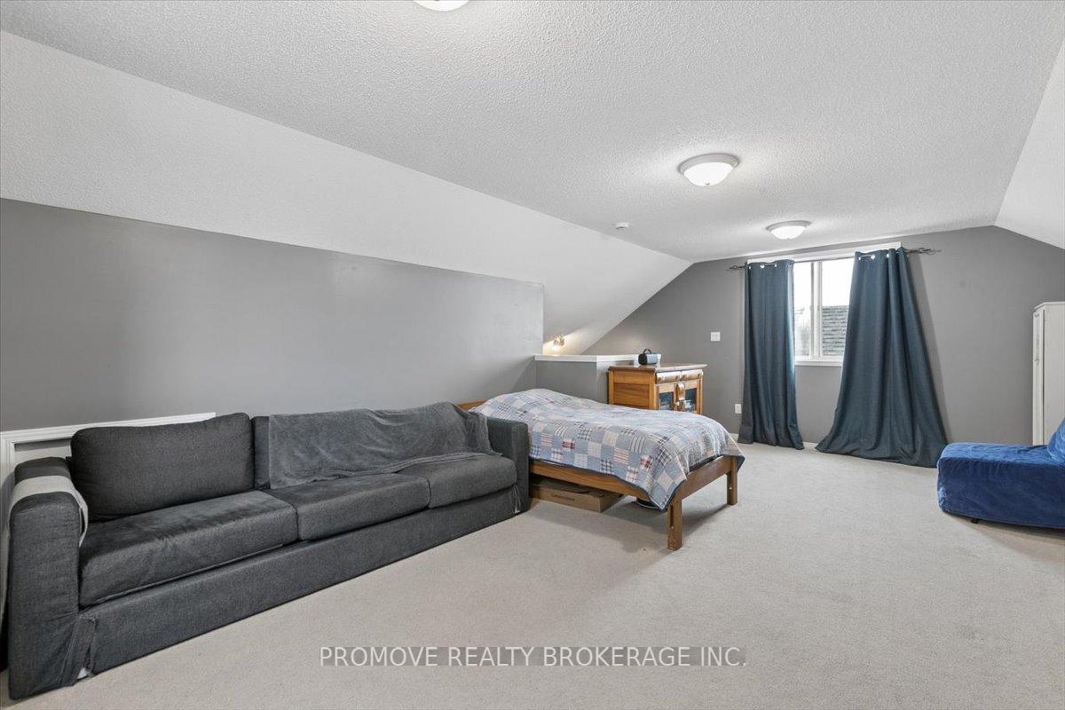 Photo 33 of 49 Schiedel Drive, Guelph, Victoria North — HOMEH