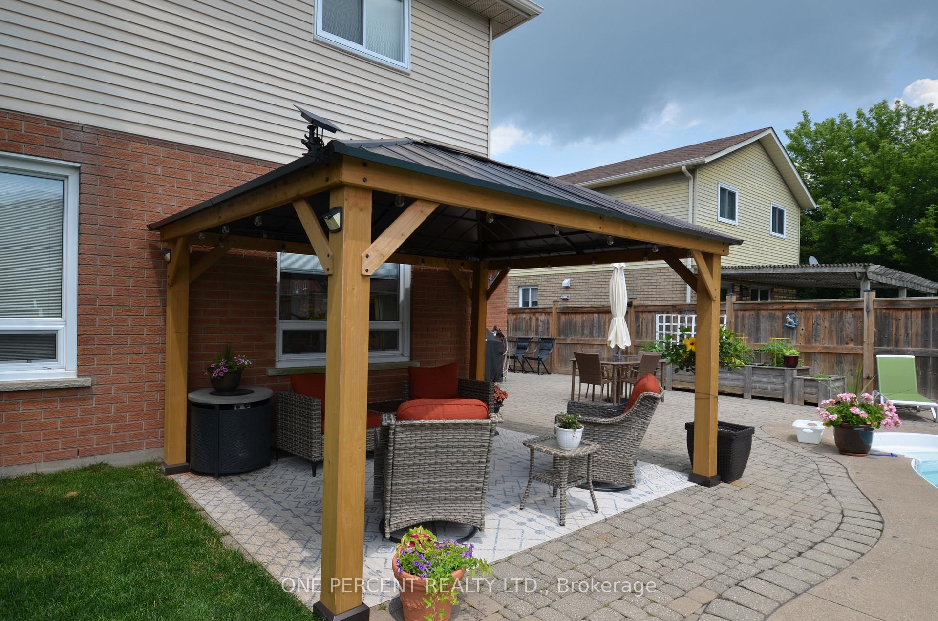 Photo 7 of 5122 Sumach Crescent, Lincoln, Beamsville — HOMEH