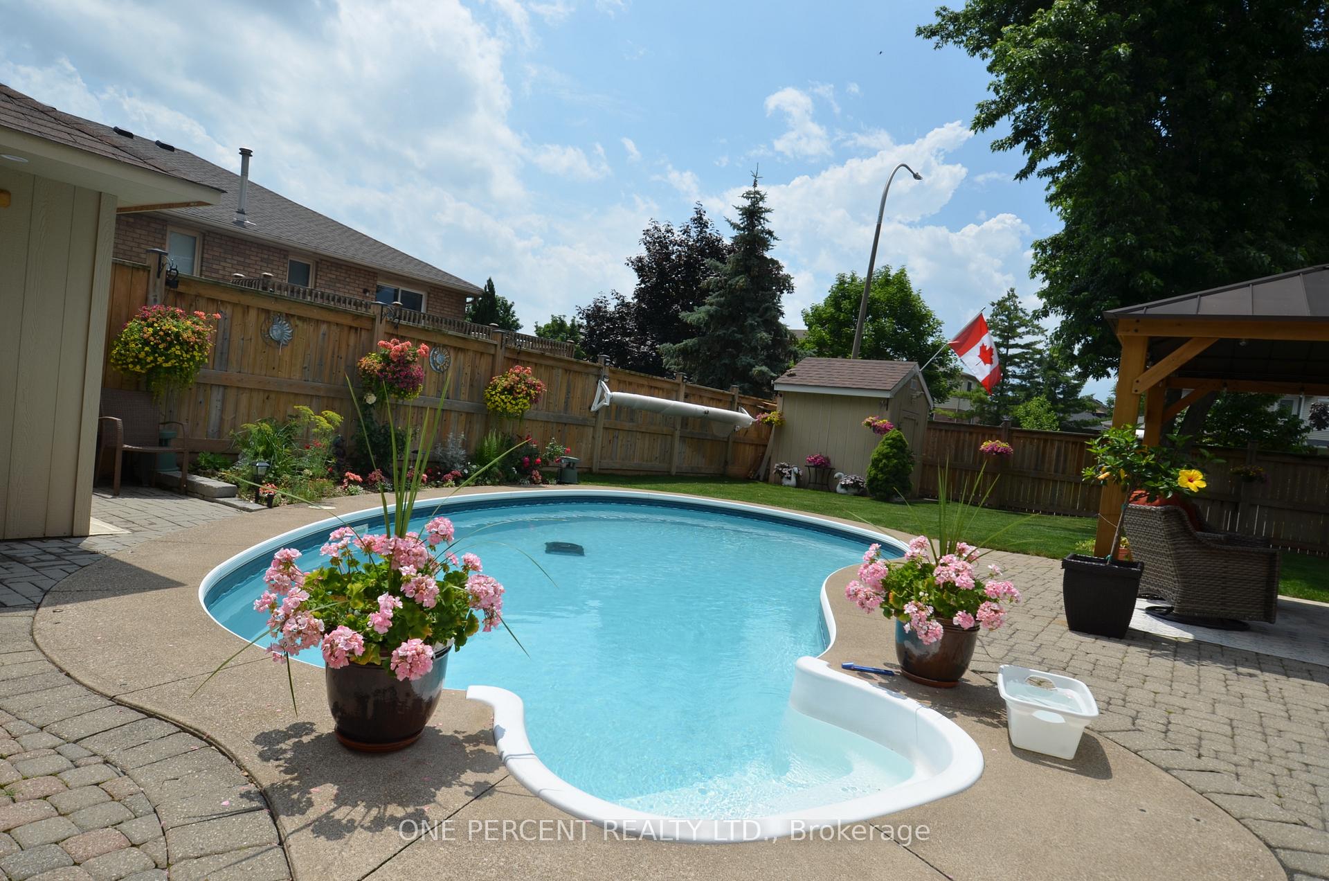 Photo 9 of 5122 Sumach Crescent, Lincoln, Beamsville — HOMEH