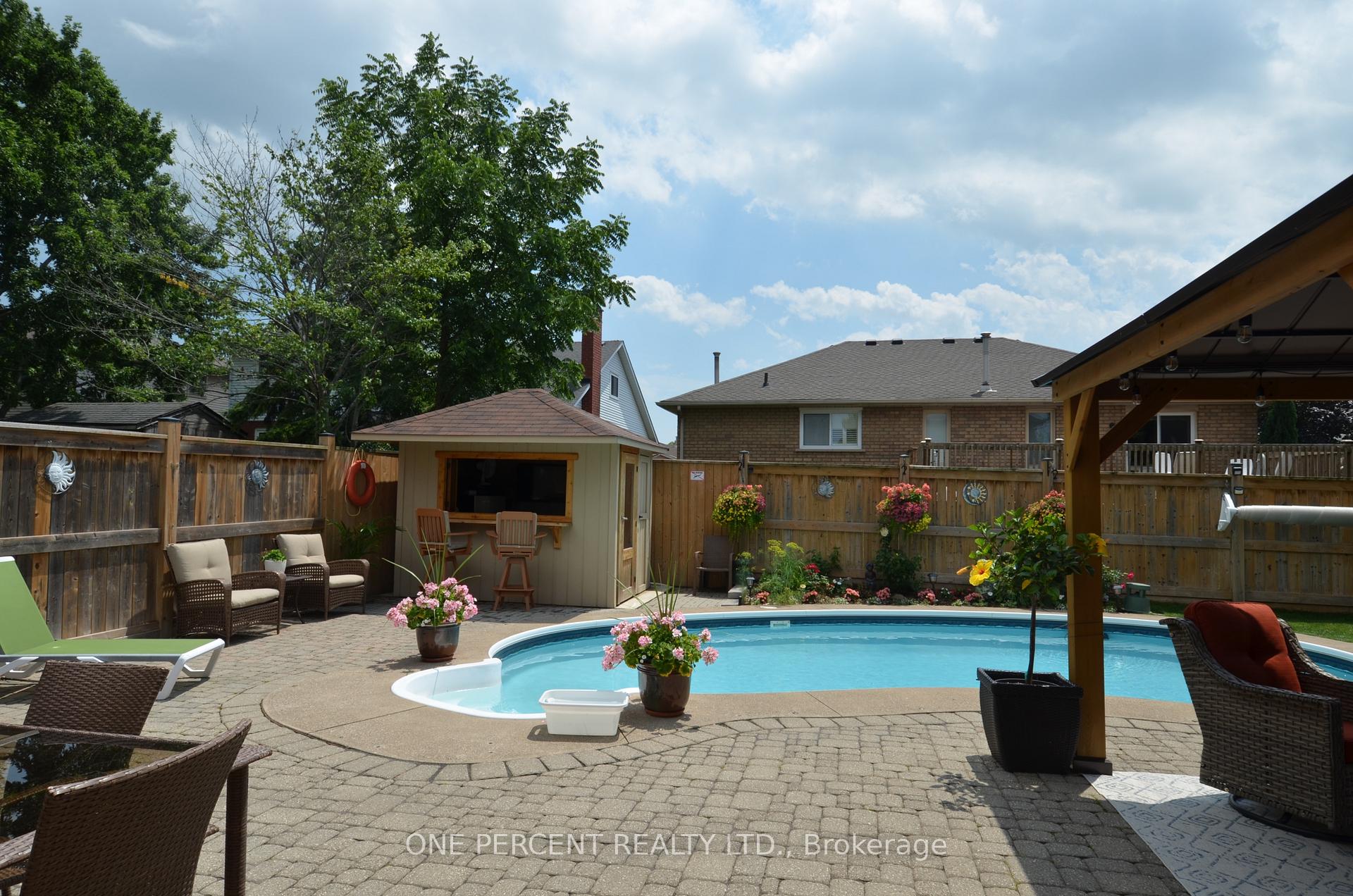 Photo 10 of 5122 Sumach Crescent, Lincoln, Beamsville — HOMEH