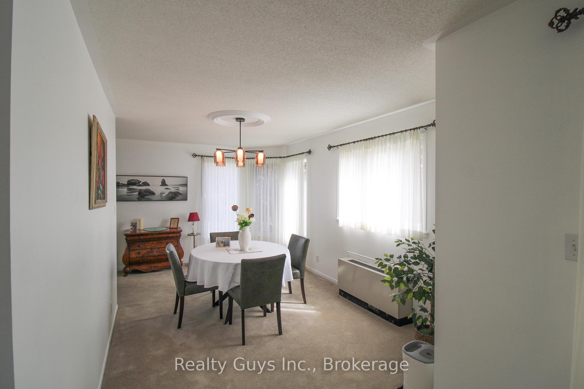 Photo 37 of 1099 Clonsilla Avenue, Peterborough, Otonabee Ward 1 — HOMEH