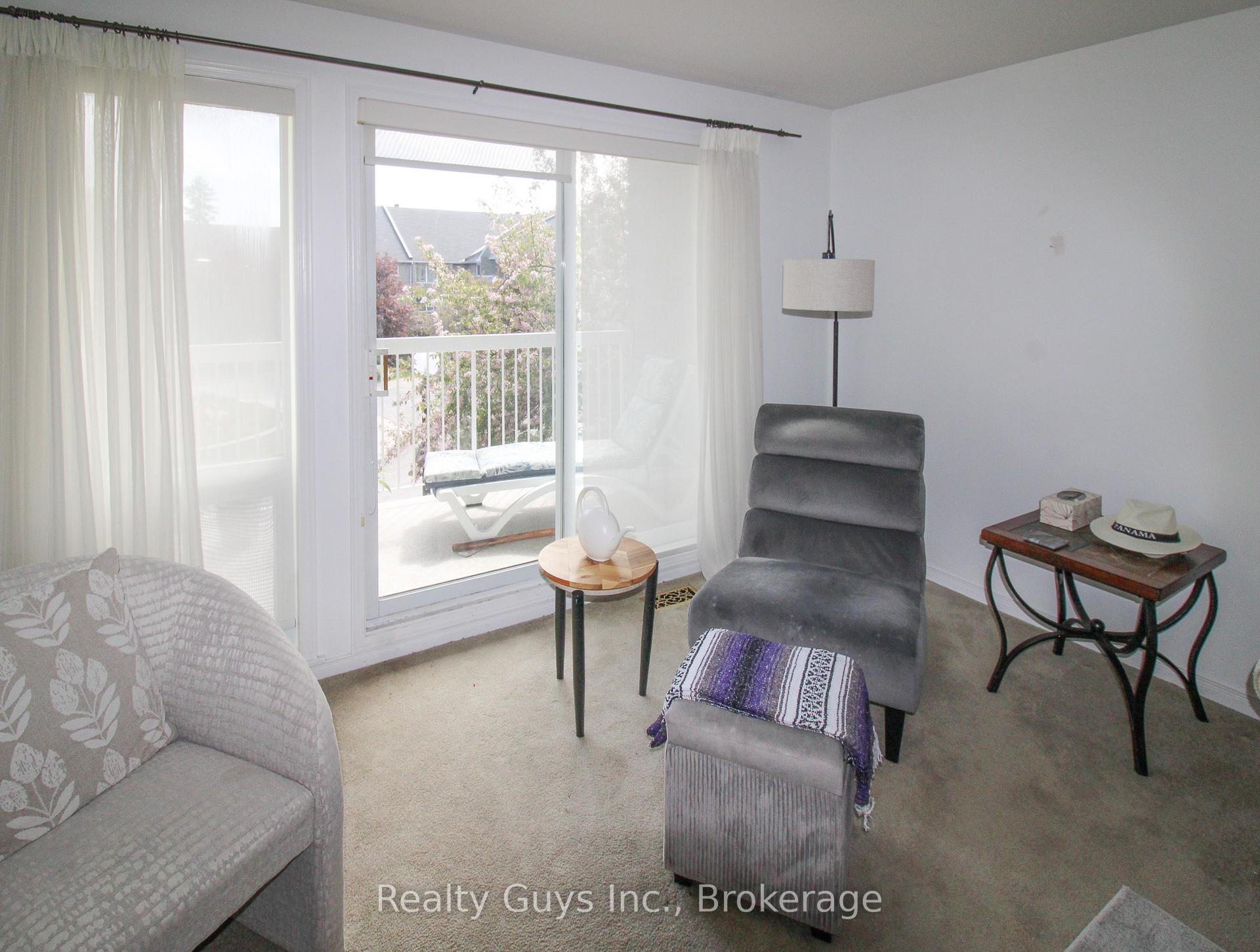 Photo 43 of 1099 Clonsilla Avenue, Peterborough, Otonabee Ward 1 — HOMEH