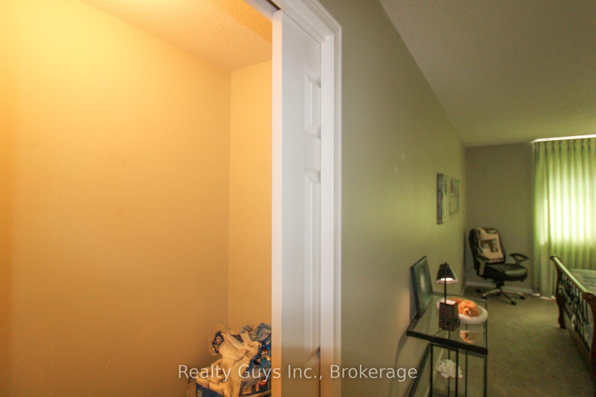 Photo 81 of 1099 Clonsilla Avenue, Peterborough, Otonabee Ward 1 — HOMEH