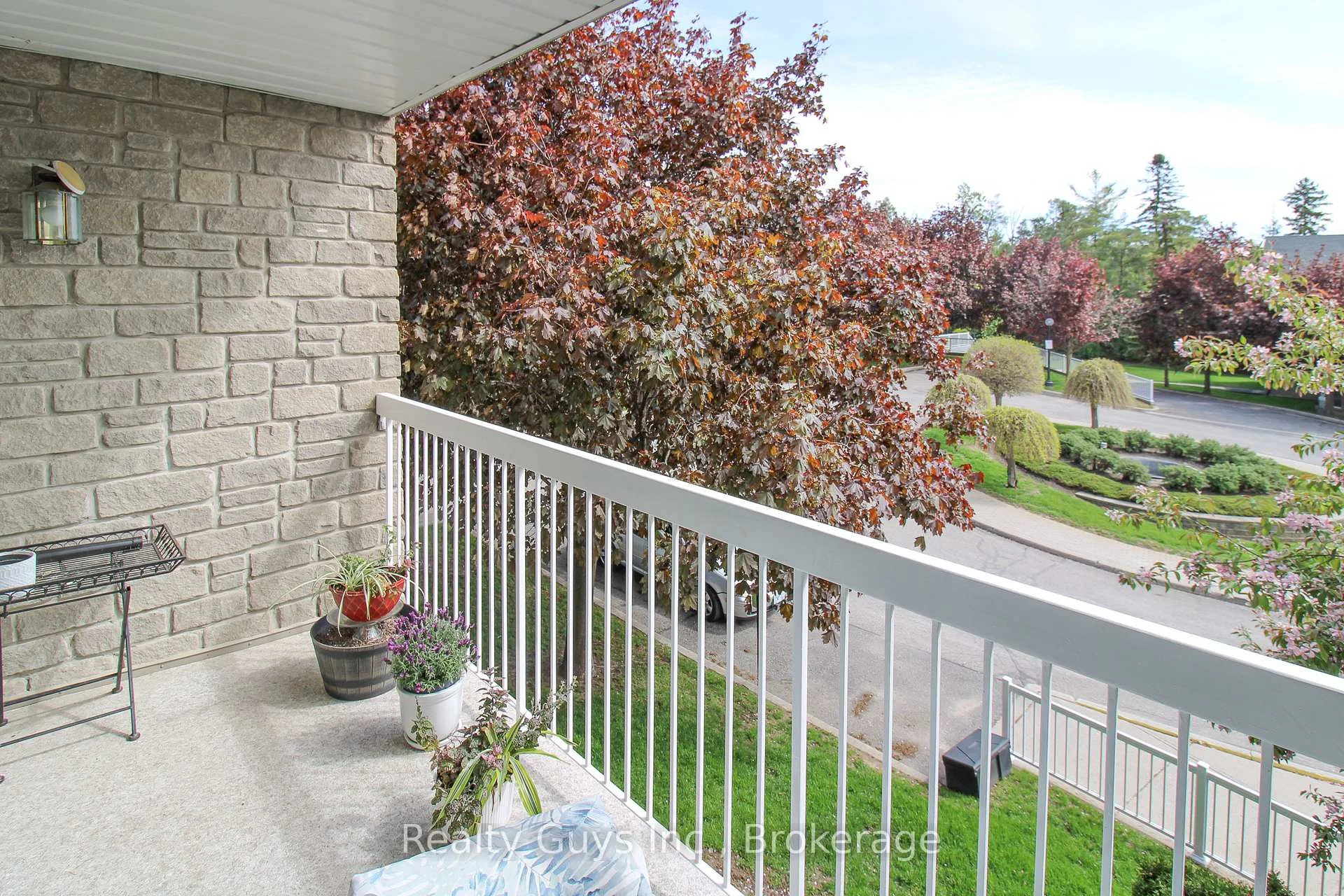 Photo 47 of 1099 Clonsilla Avenue, Peterborough, Otonabee Ward 1 — HOMEH