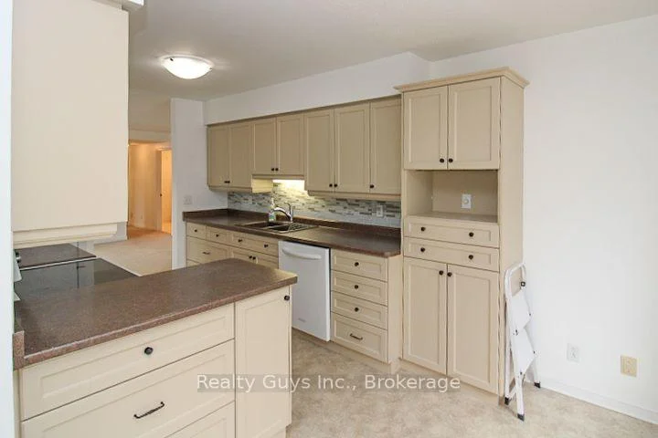 Photo 30 of 1099 Clonsilla Avenue, Peterborough, Otonabee Ward 1 — HOMEH