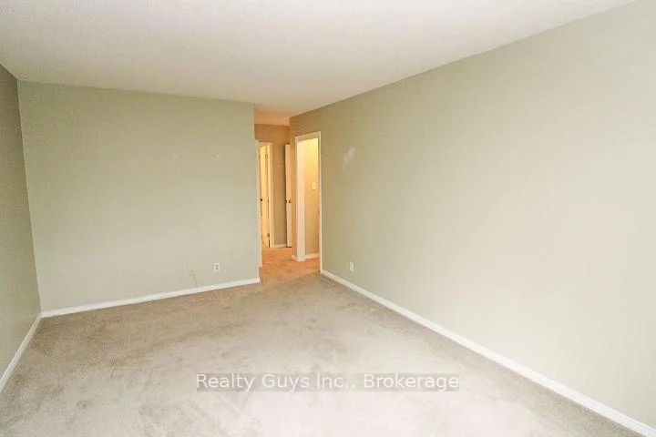 Photo 71 of 1099 Clonsilla Avenue, Peterborough, Otonabee Ward 1 — HOMEH