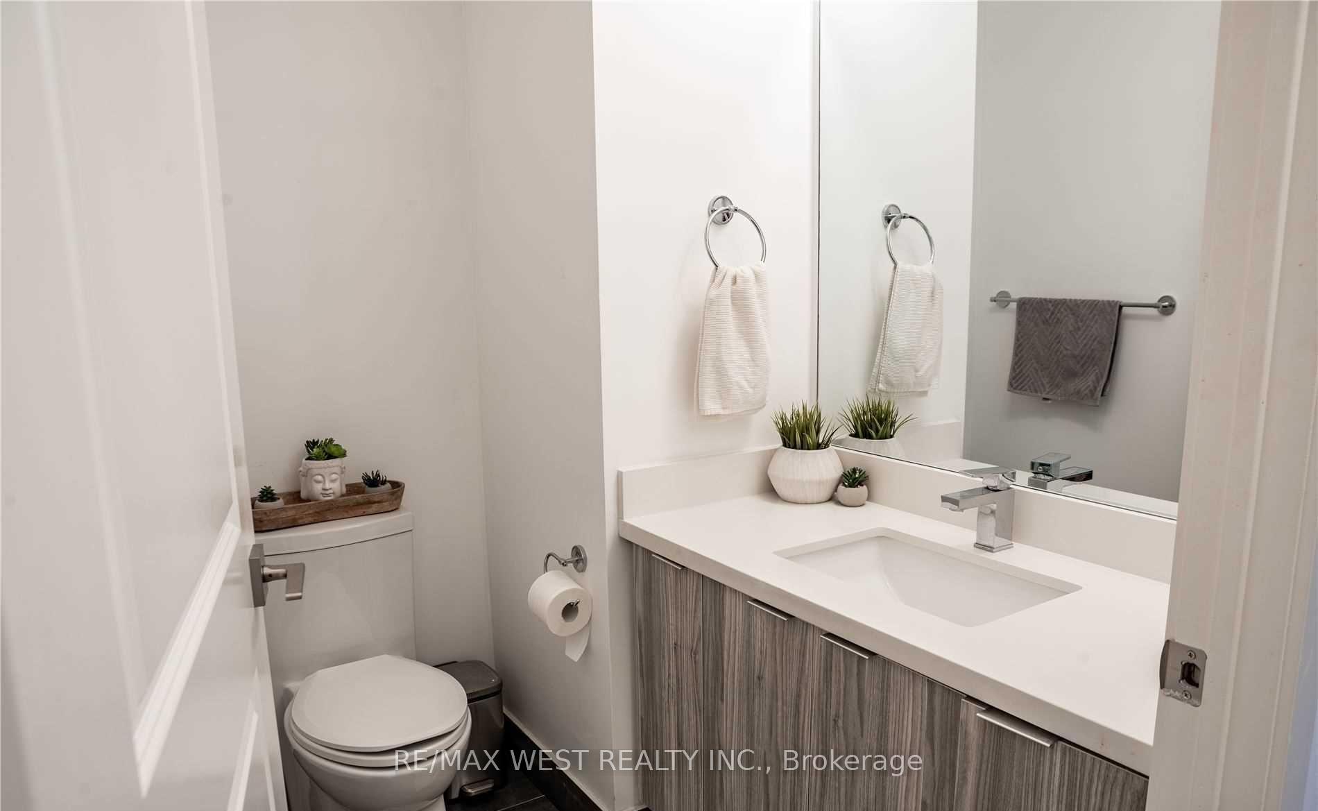 Photo 9 of Unit 1910, 2908 Highway 7 Road, Vaughan, Concord — HOMEH