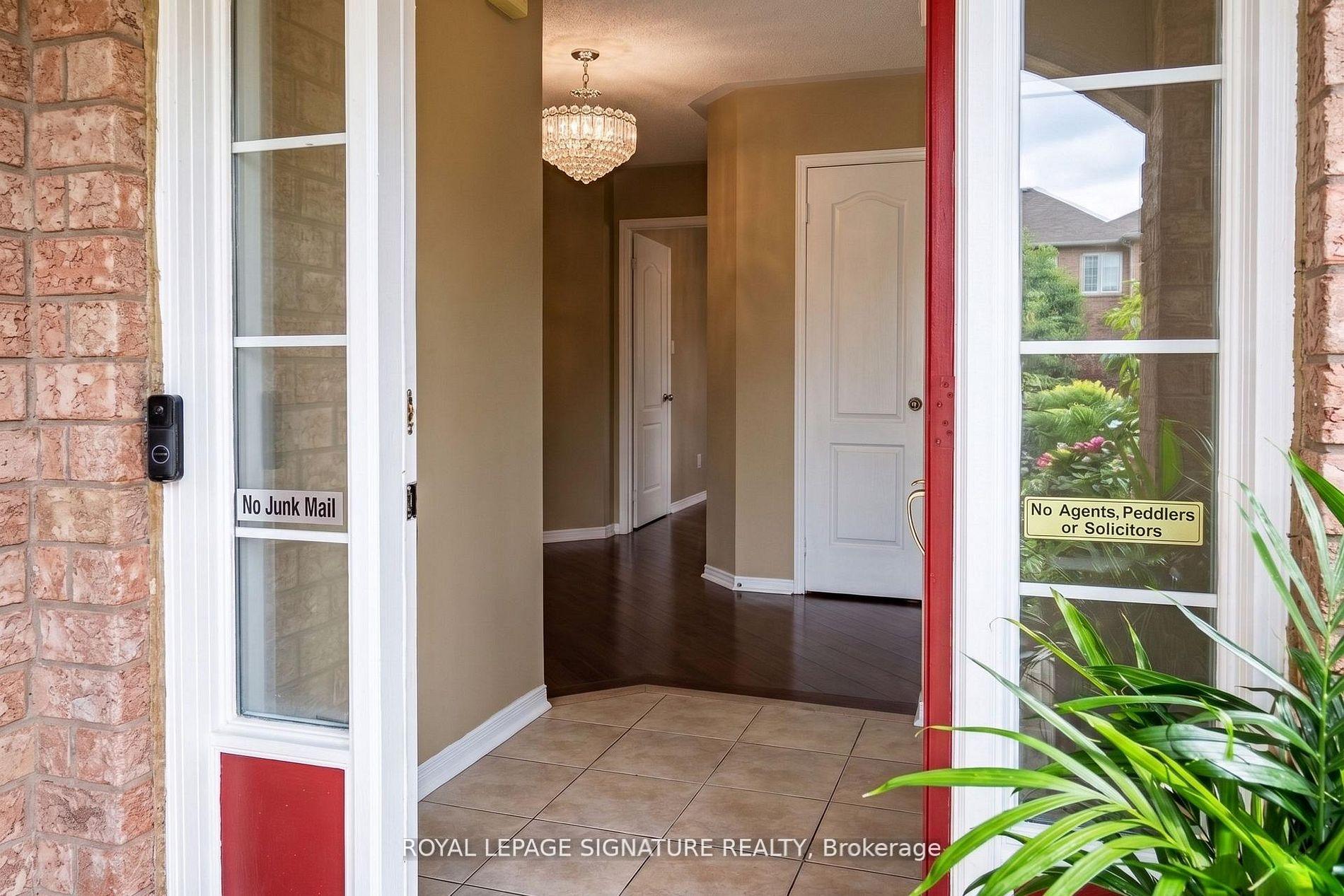 Photo 3 of Unit (Main), 27 Roadmaster Lane, Brampton, Fletcher's Meadow — HOMEH