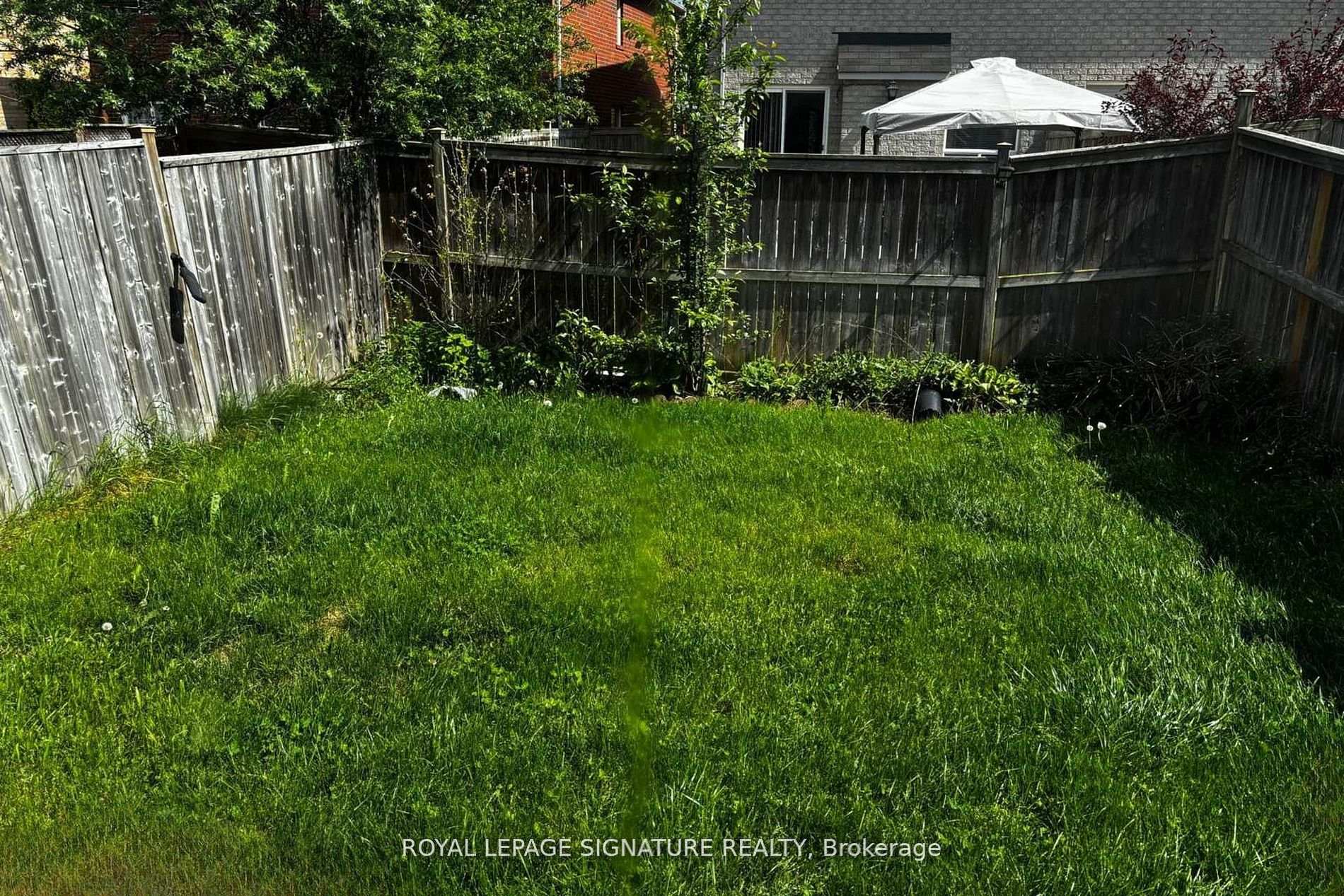 Photo 8 of Unit (Main), 27 Roadmaster Lane, Brampton, Fletcher's Meadow — HOMEH