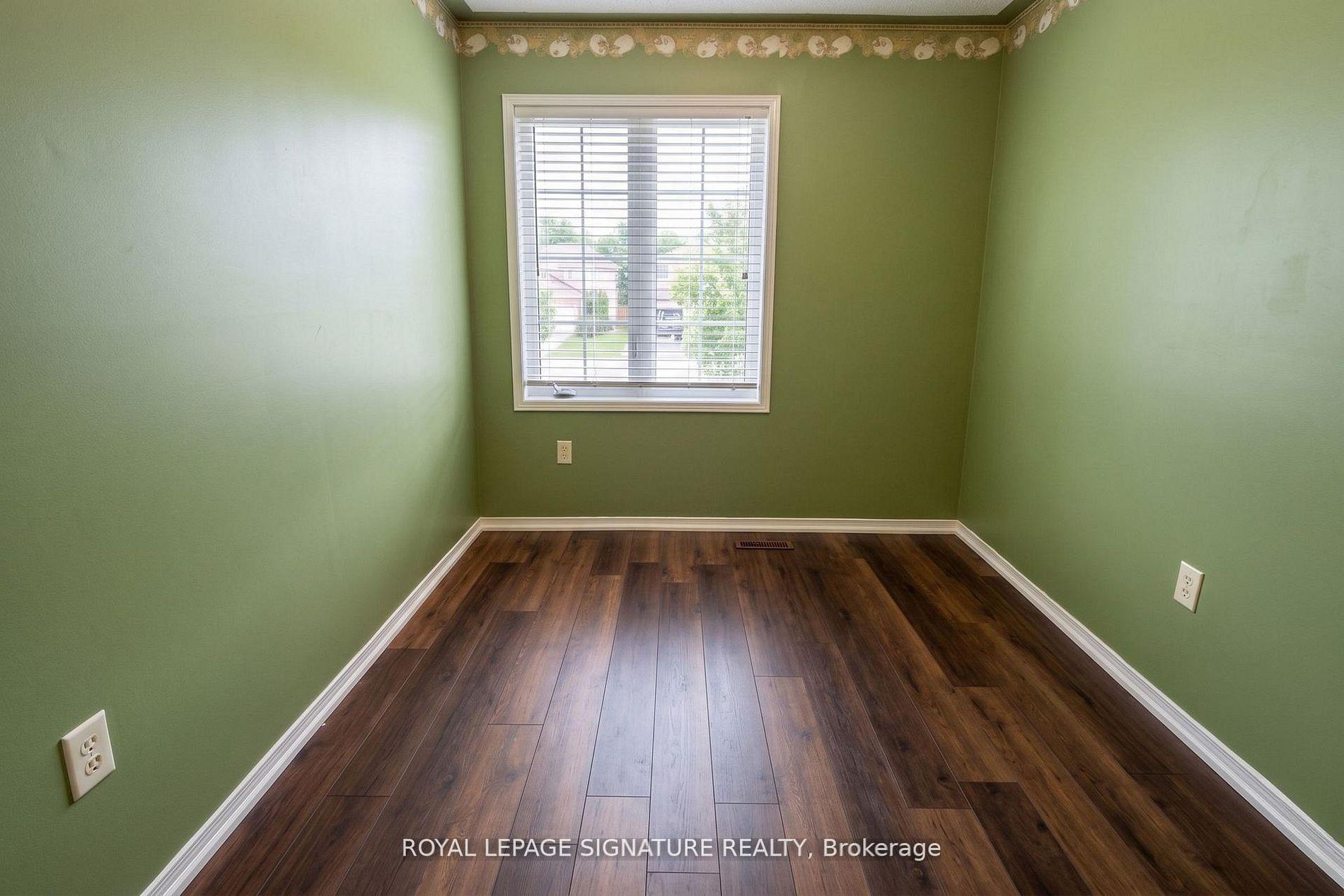 Photo 11 of Unit (Main), 27 Roadmaster Lane, Brampton, Fletcher's Meadow — HOMEH