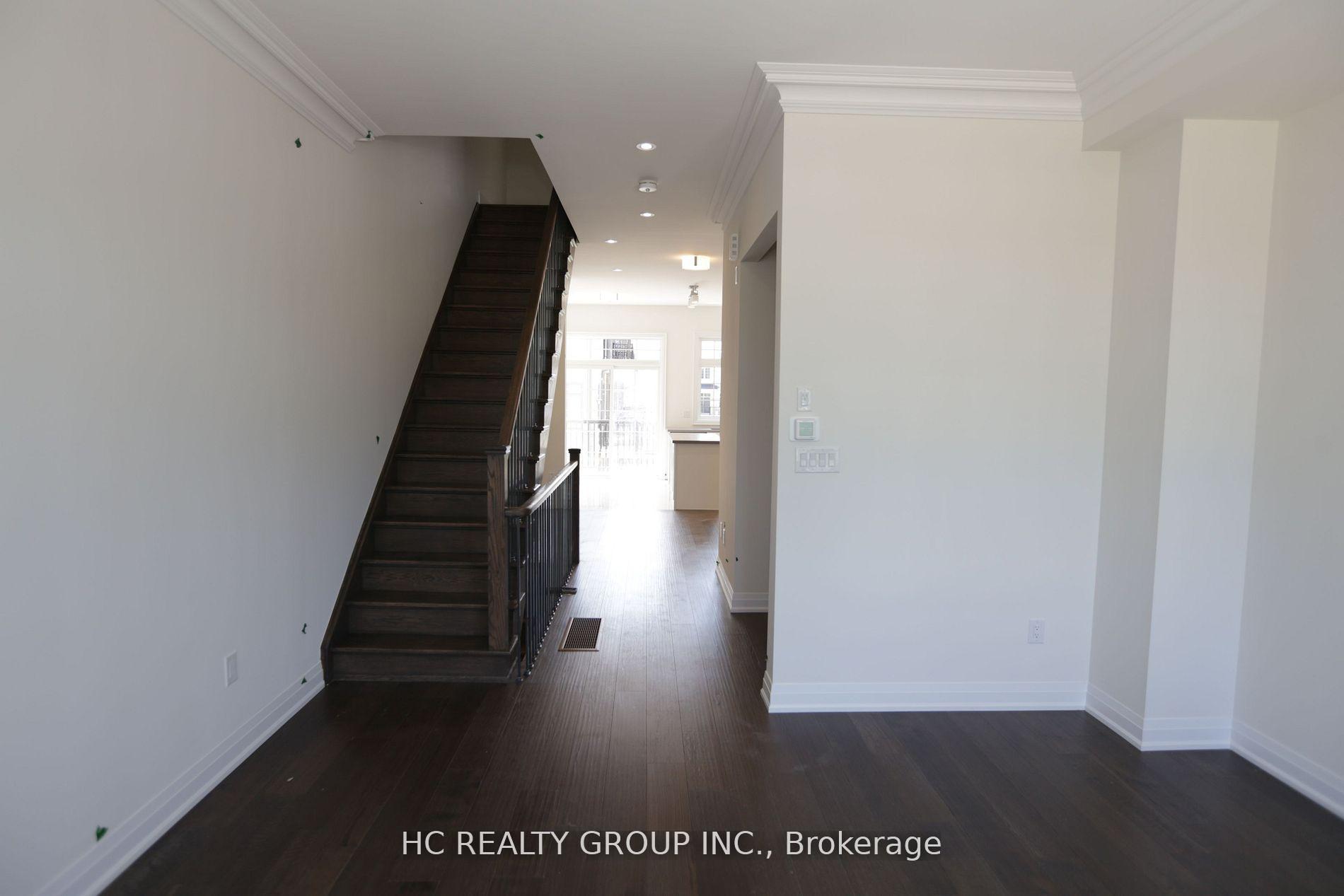Photo 10 of 4245 Major Mackenzie Drive E, Markham, Angus Glen — HOMEH