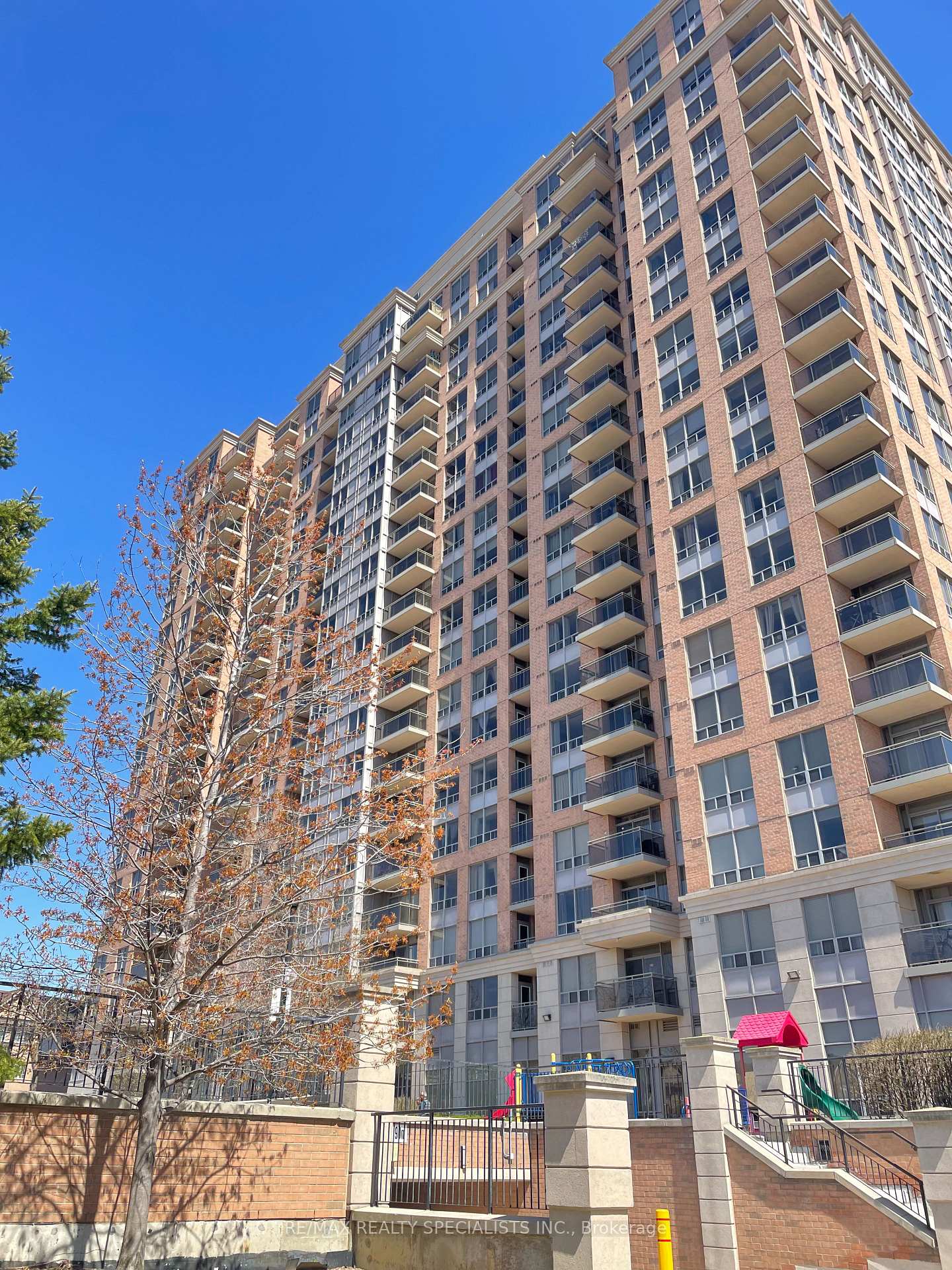 Photo 1 of Unit 308, 55 Strathaven Drive, Mississauga, Hurontario — HOMEH