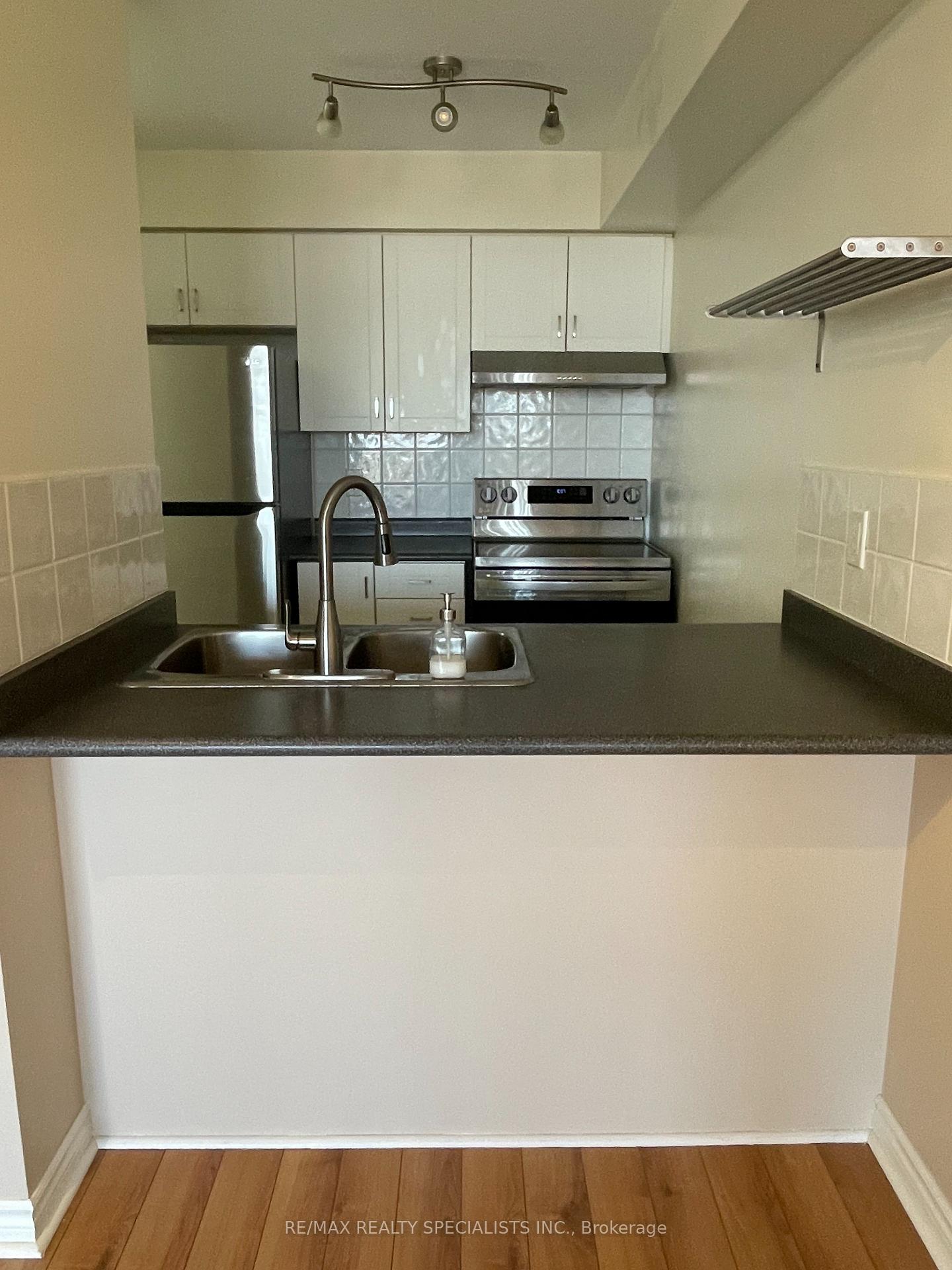 Photo 6 of Unit 308, 55 Strathaven Drive, Mississauga, Hurontario — HOMEH