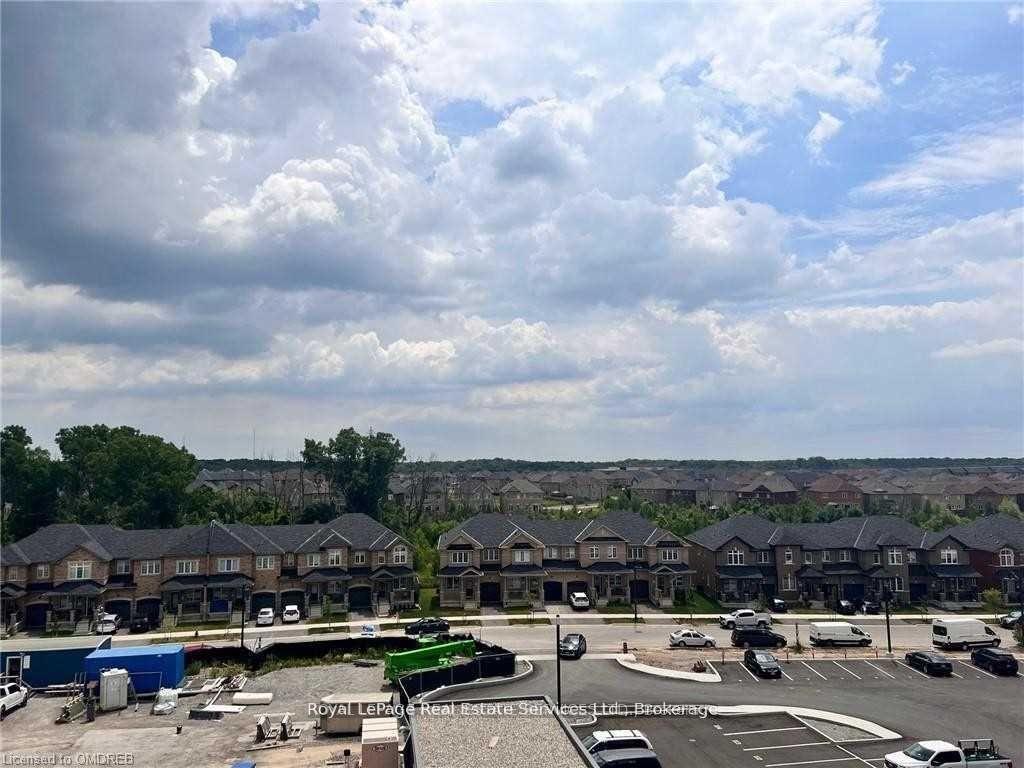 Photo 9 of Unit 513, 450 Dundas Street E, Hamilton, Waterdown — HOMEH