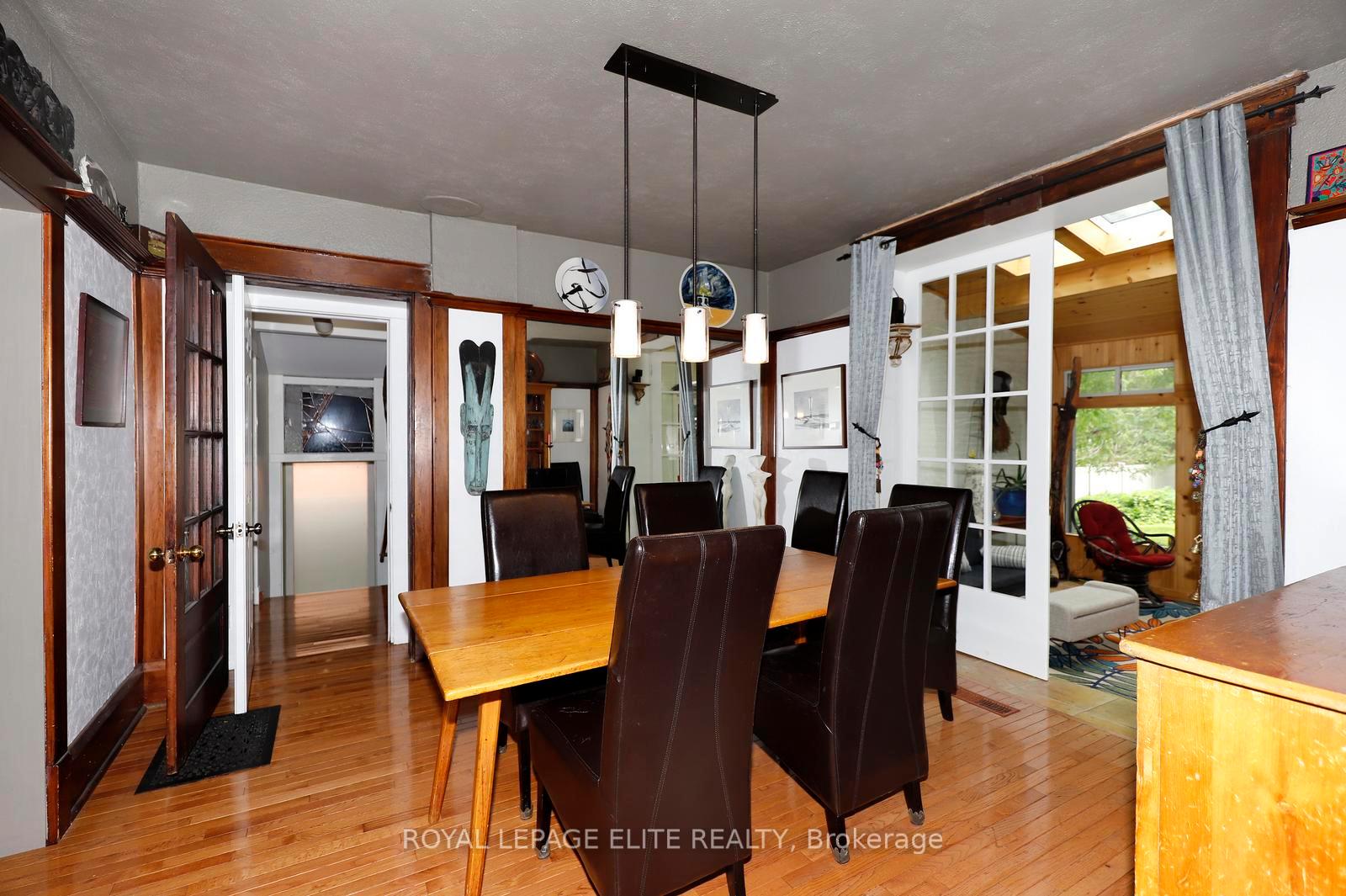 Photo 10 of 174 Owen Street, Barrie, Wellington — HOMEH