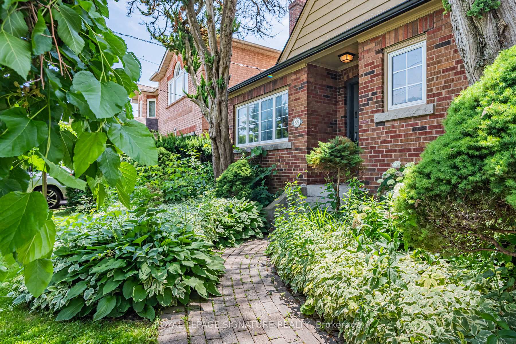 Photo 5 of 59 Parkview Hill Crescent, Toronto, O'Connor-Parkview — HOMEH