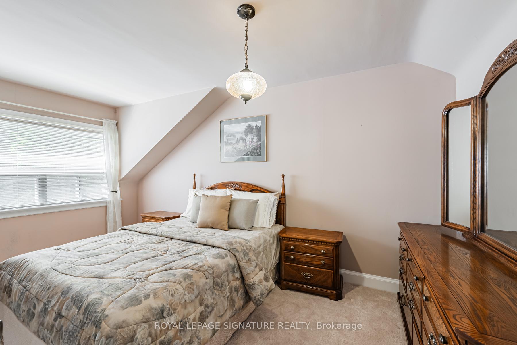 Photo 20 of 59 Parkview Hill Crescent, Toronto, O'Connor-Parkview — HOMEH