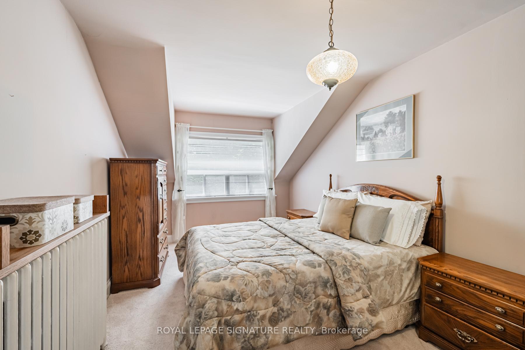 Photo 21 of 59 Parkview Hill Crescent, Toronto, O'Connor-Parkview — HOMEH