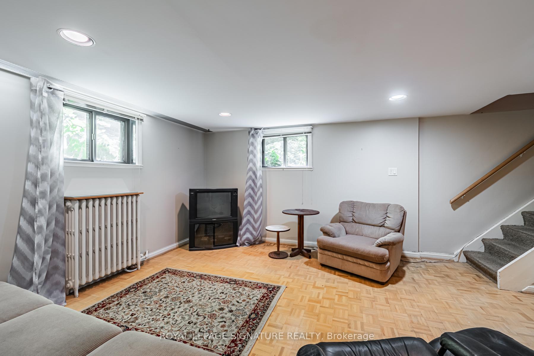 Photo 27 of 59 Parkview Hill Crescent, Toronto, O'Connor-Parkview — HOMEH