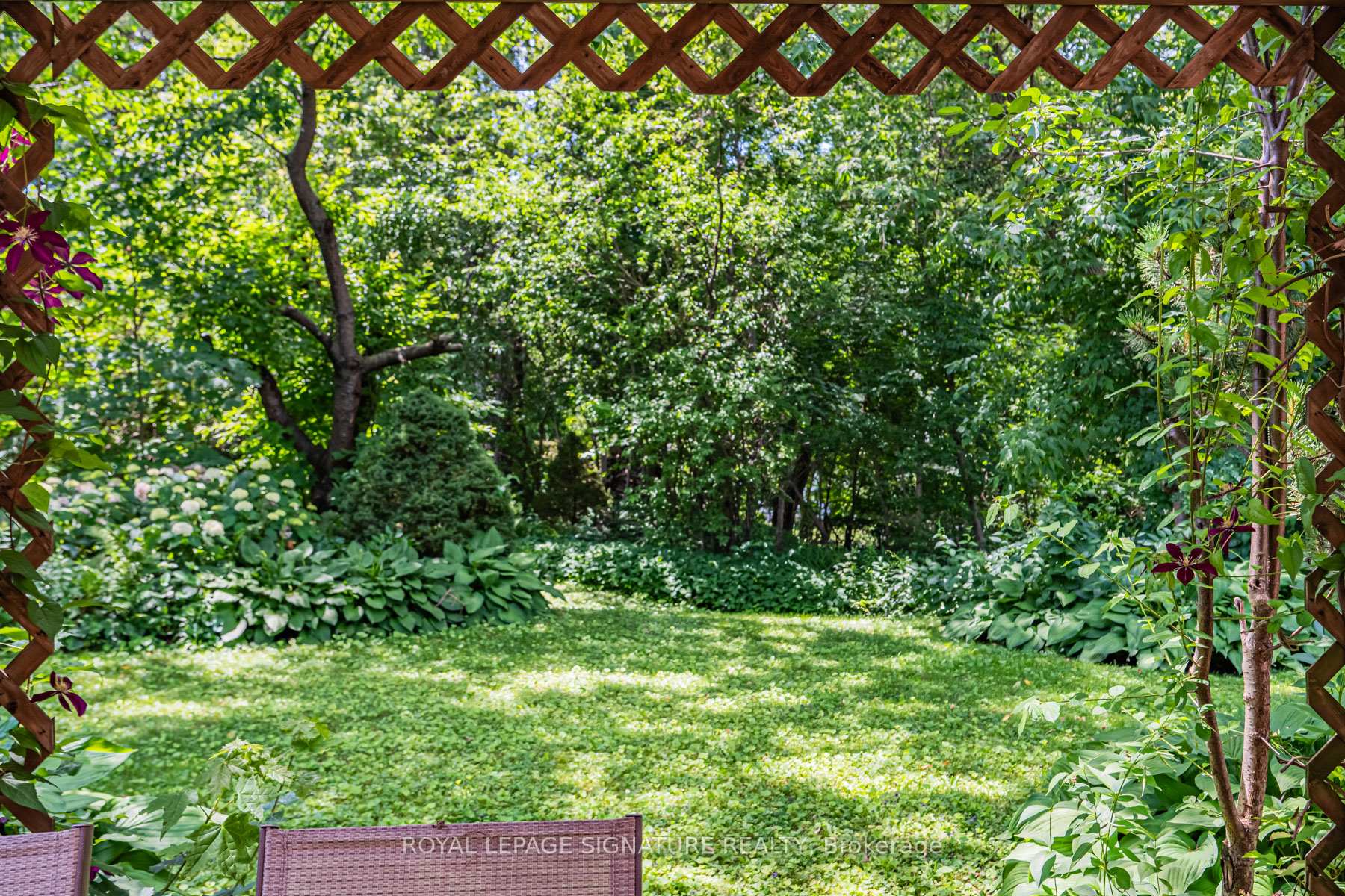Photo 42 of 59 Parkview Hill Crescent, Toronto, O'Connor-Parkview — HOMEH