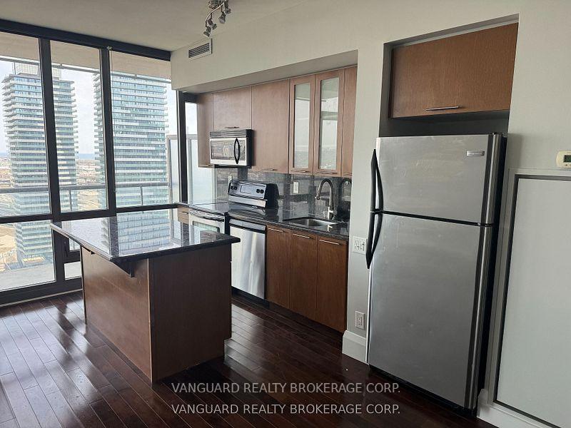 Photo 4 of Unit 2403, 33 Mill Street, Toronto, Waterfront Communities — HOMEH
