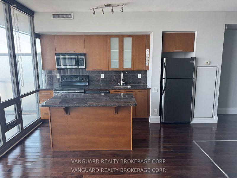 Photo 5 of Unit 2403, 33 Mill Street, Toronto, Waterfront Communities — HOMEH