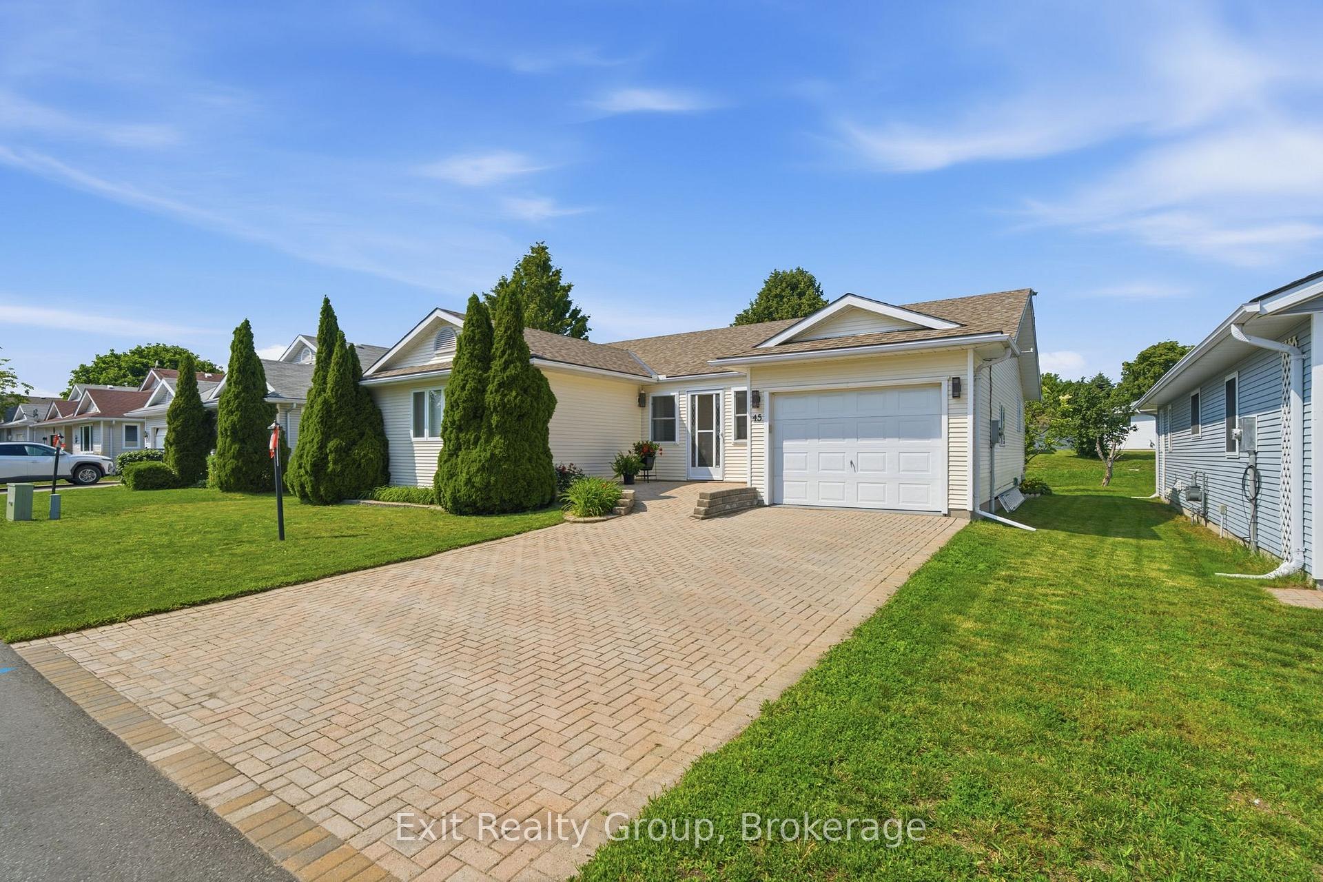 Photo 2 of 45 Heritage Drive, Prince Edward County, Wellington Ward — HOMEH