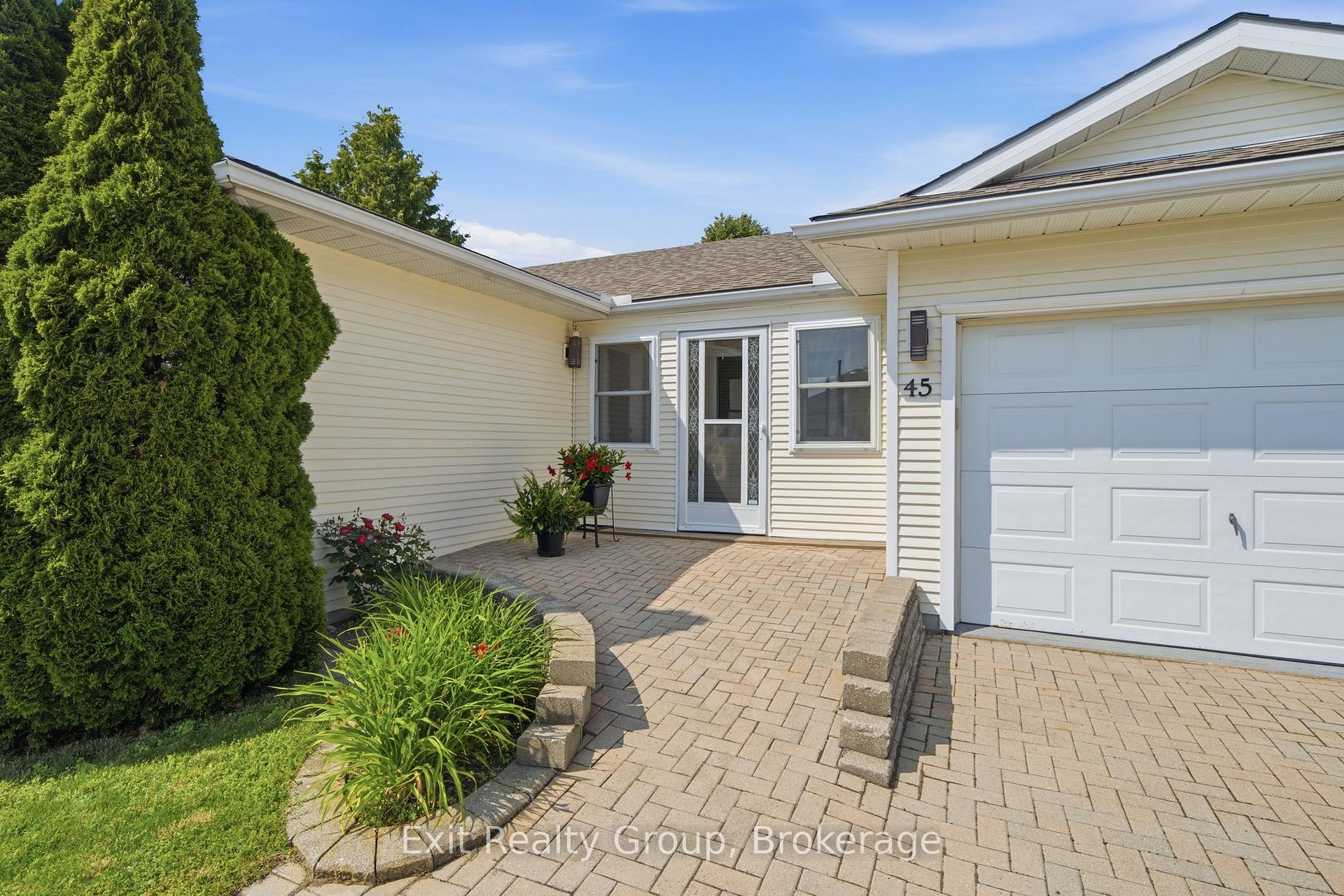 Photo 4 of 45 Heritage Drive, Prince Edward County, Wellington Ward — HOMEH