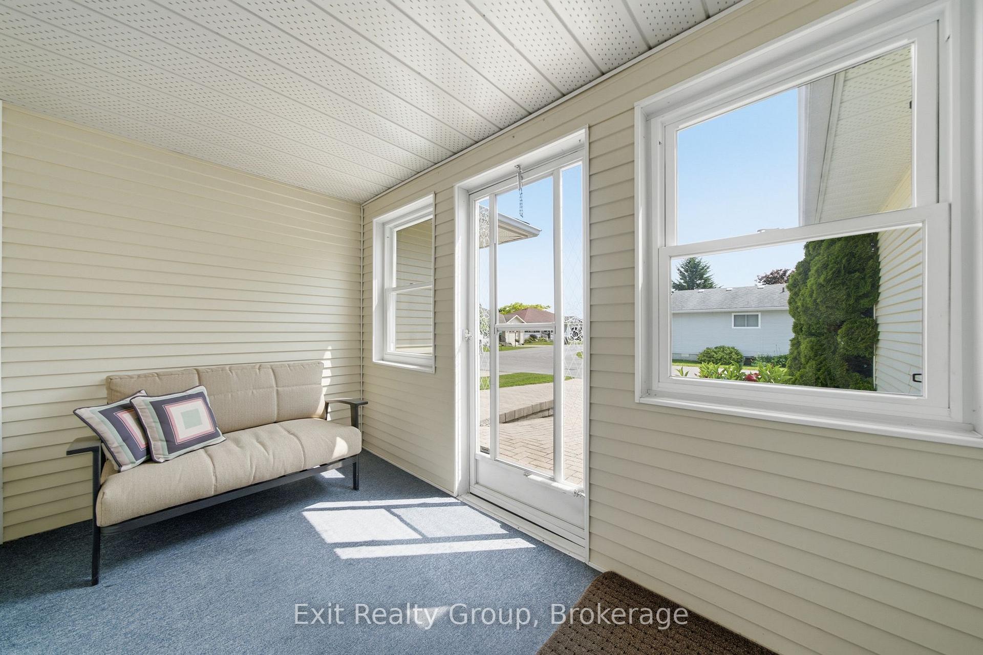 Photo 8 of 45 Heritage Drive, Prince Edward County, Wellington Ward — HOMEH