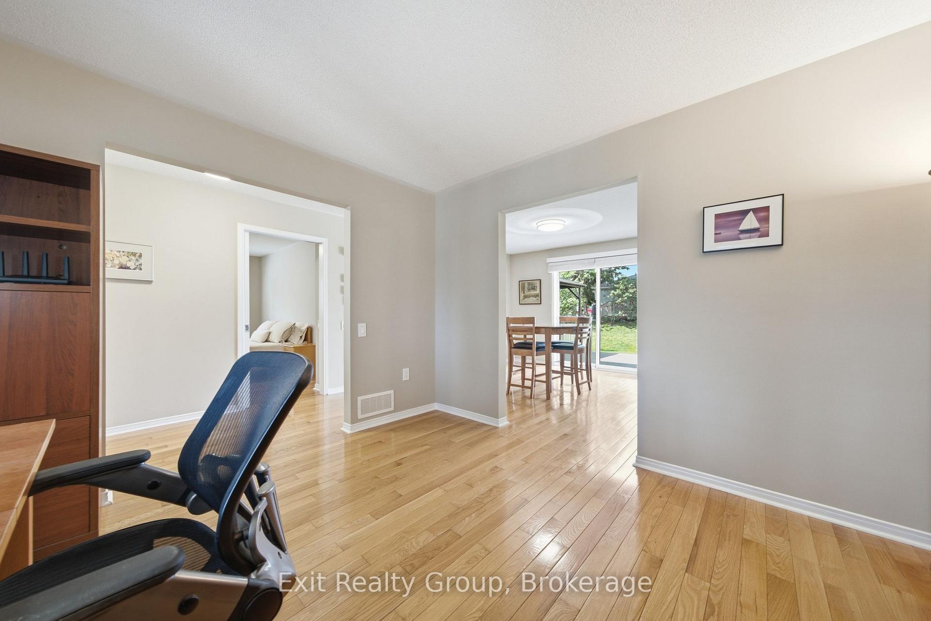 Photo 25 of 45 Heritage Drive, Prince Edward County, Wellington Ward — HOMEH