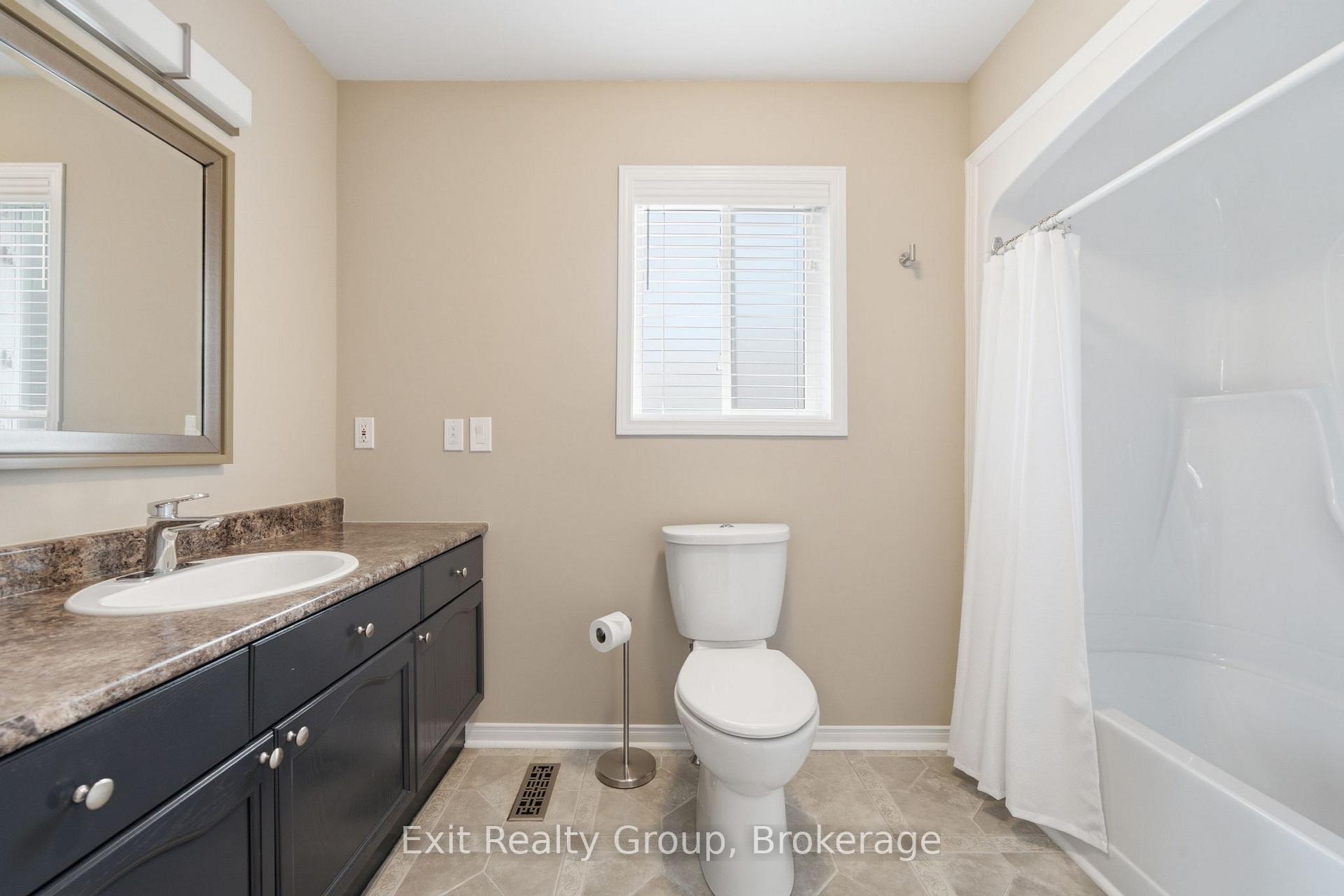 Photo 28 of 45 Heritage Drive, Prince Edward County, Wellington Ward — HOMEH