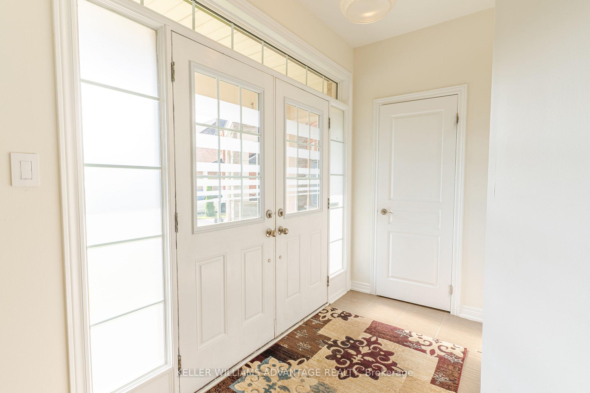 Photo 2 of 8 Teaberry Terrace, Brampton, Credit Valley — HOMEH