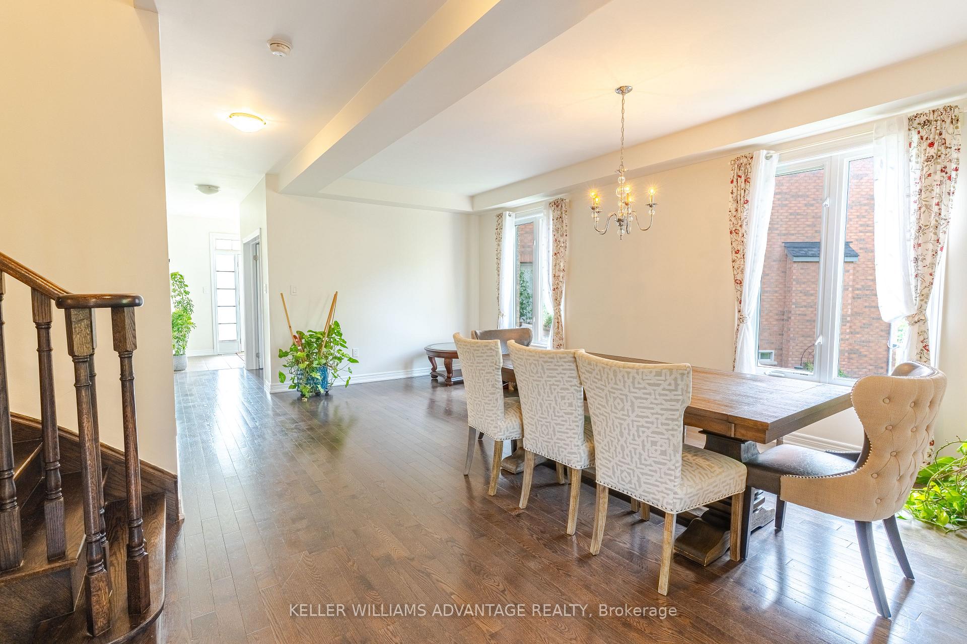 Photo 7 of 8 Teaberry Terrace, Brampton, Credit Valley — HOMEH