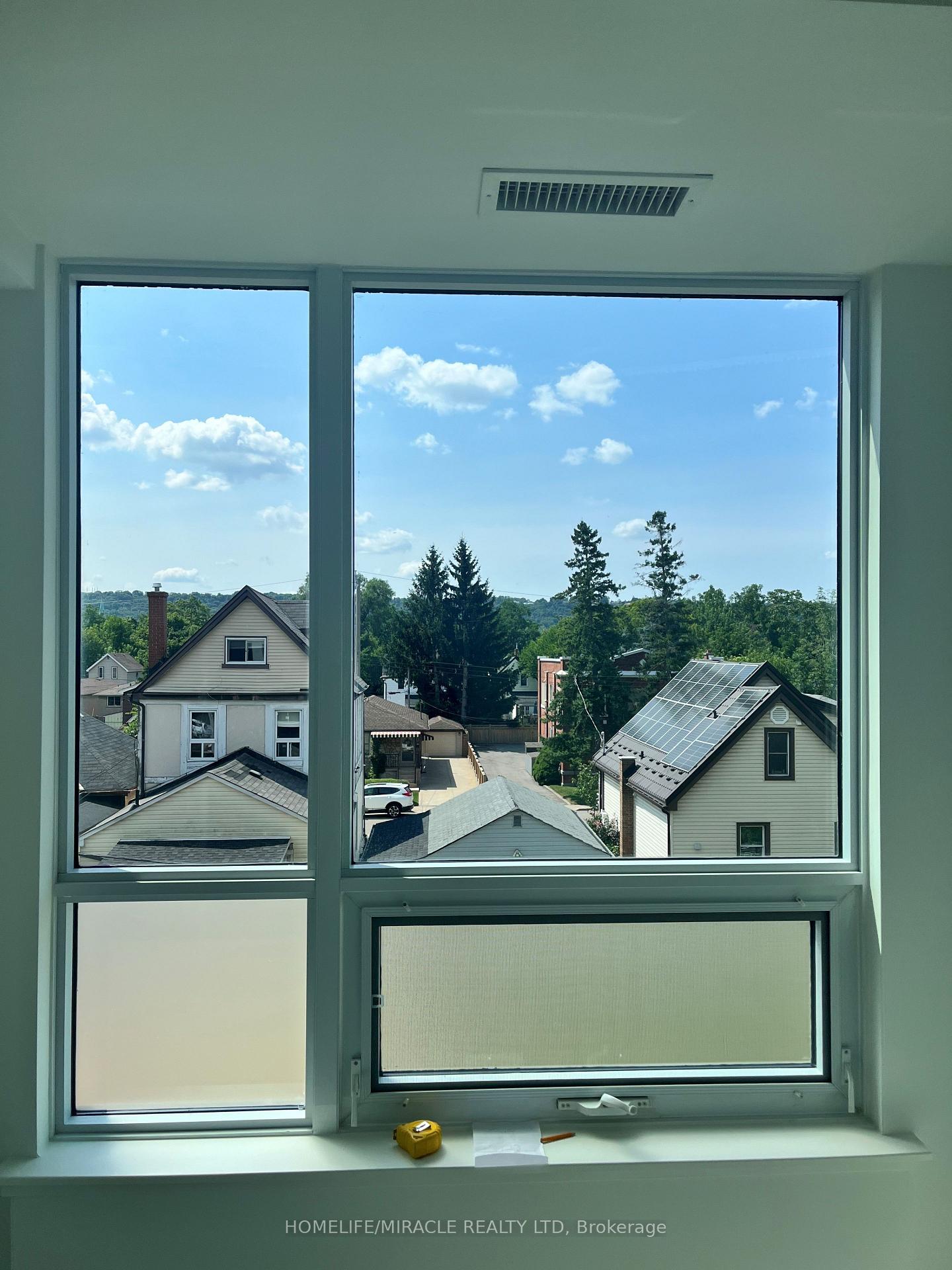 Photo 5 of Unit 320, 415 Main Street W, Hamilton, Kirkendall — HOMEH