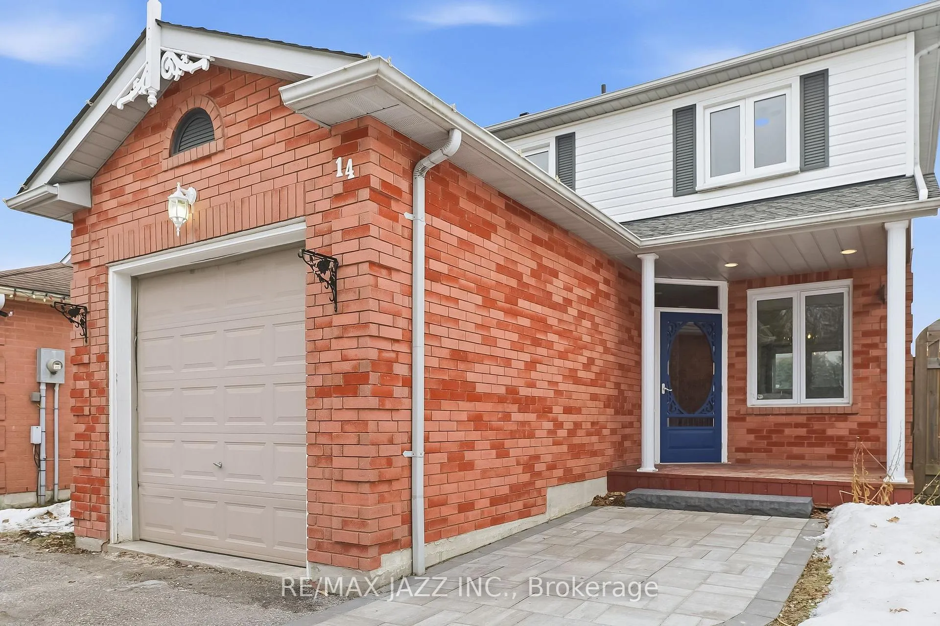 Photo 4 of 14 Kershaw Street, Clarington, Bowmanville — HOMEH