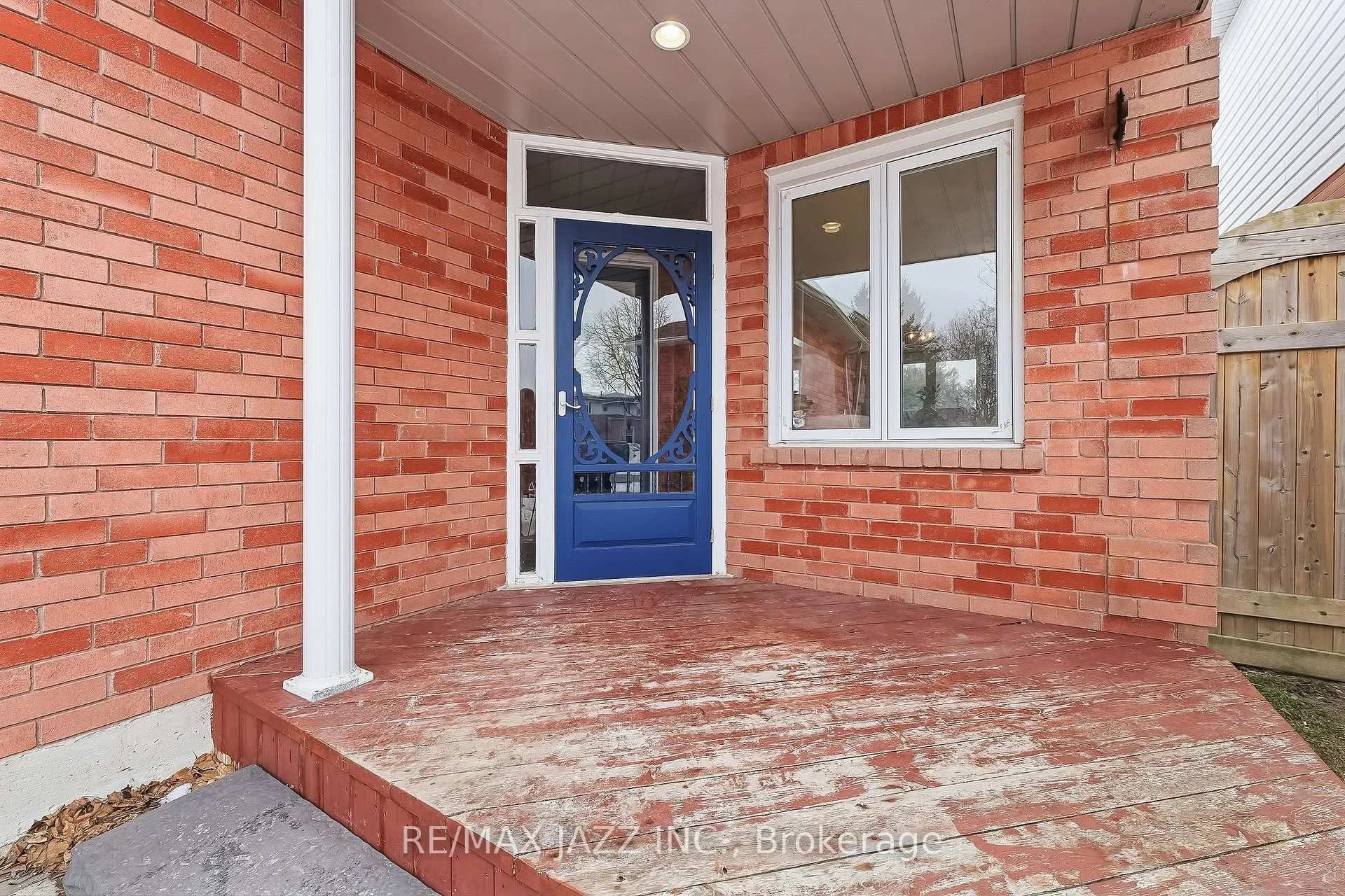 Photo 5 of 14 Kershaw Street, Clarington, Bowmanville — HOMEH