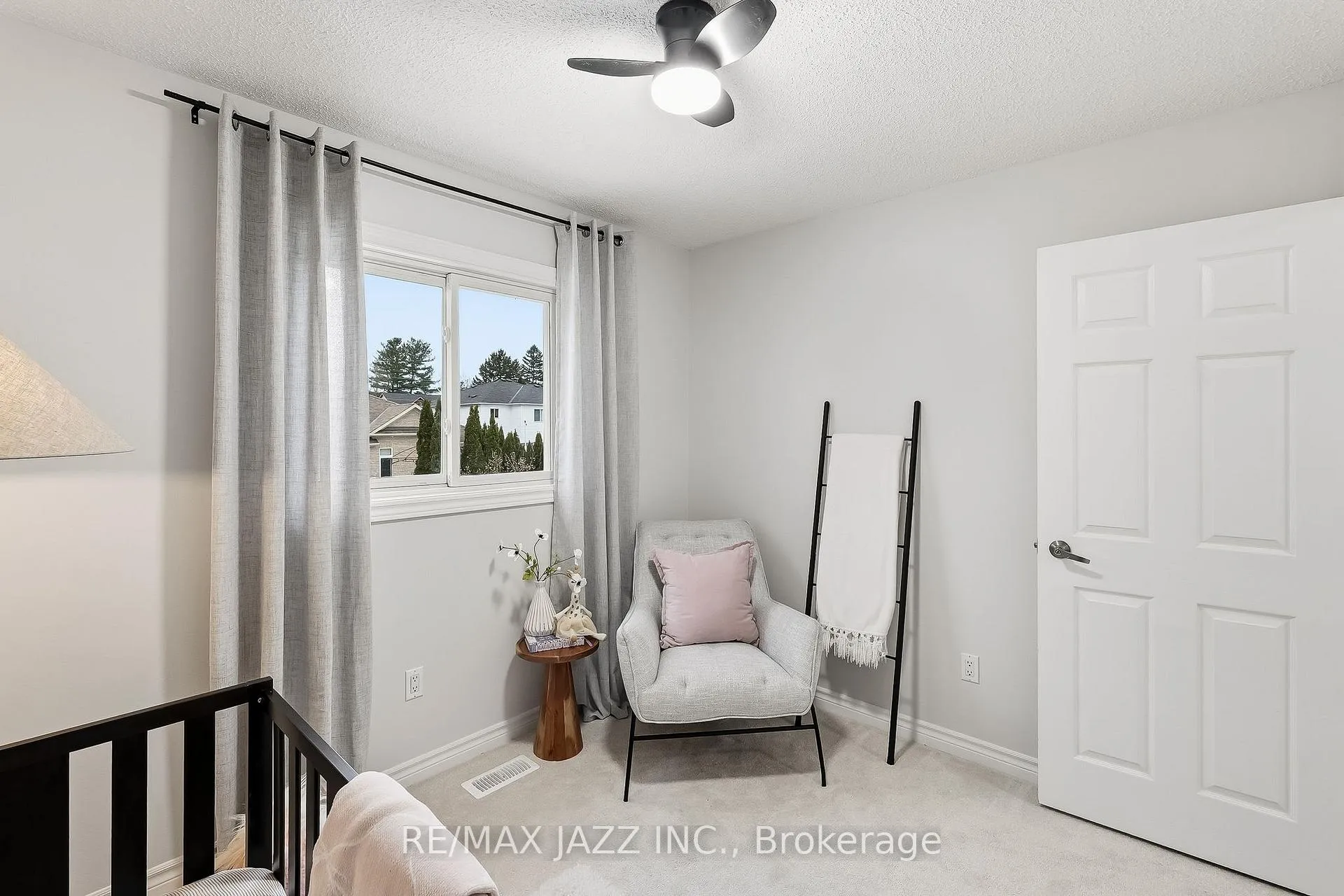 Photo 24 of 14 Kershaw Street, Clarington, Bowmanville — HOMEH