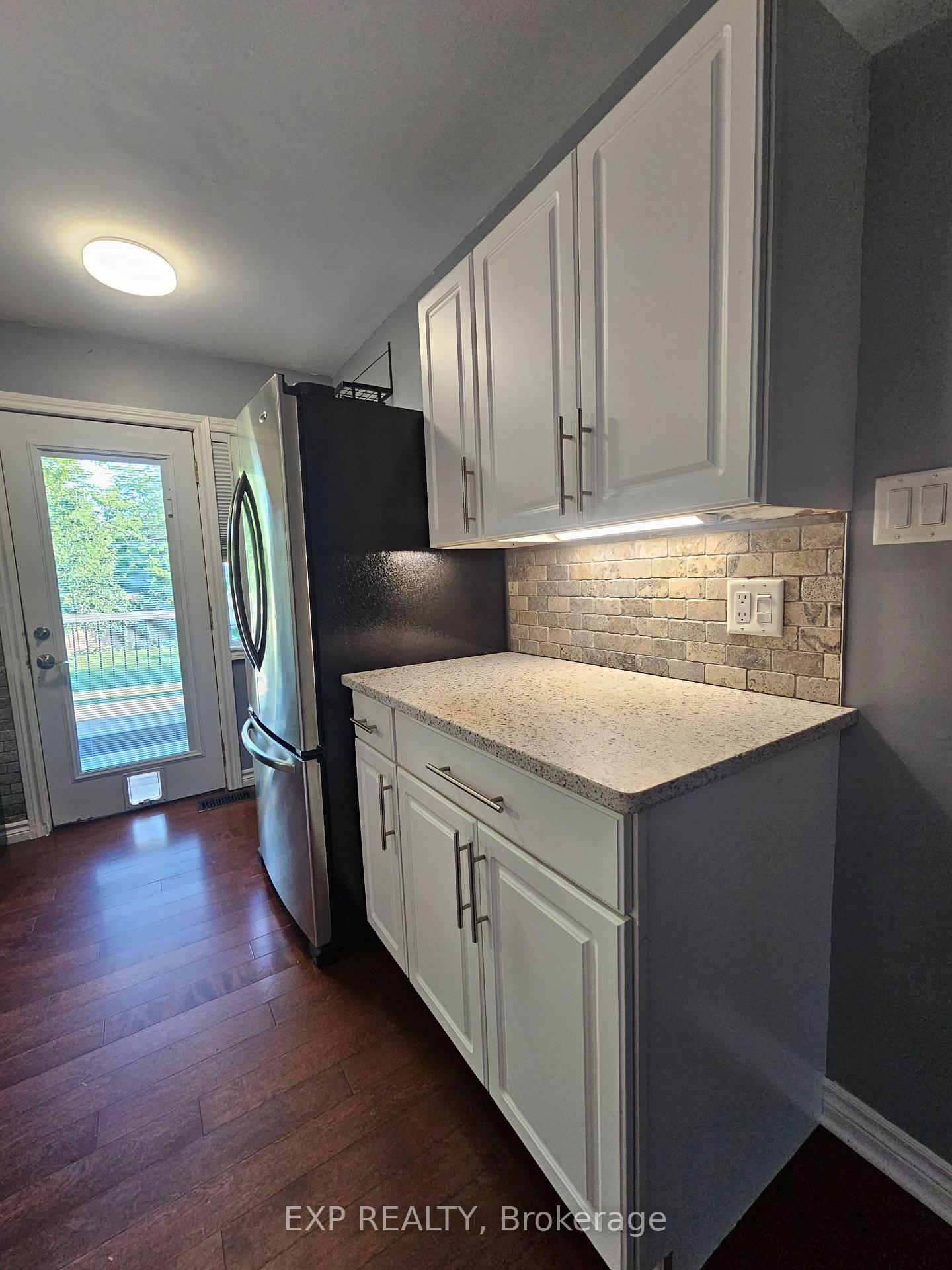 Photo 7 of 90 Morenz Crescent, Kingston, Rideau — HOMEH