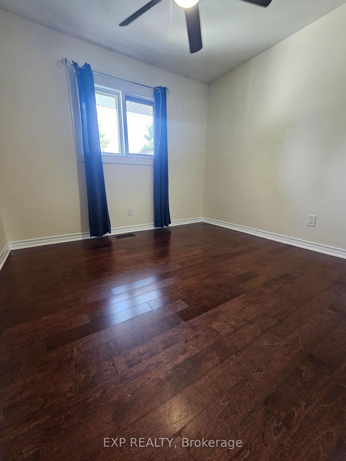 Photo 16 of 90 Morenz Crescent, Kingston, Rideau — HOMEH