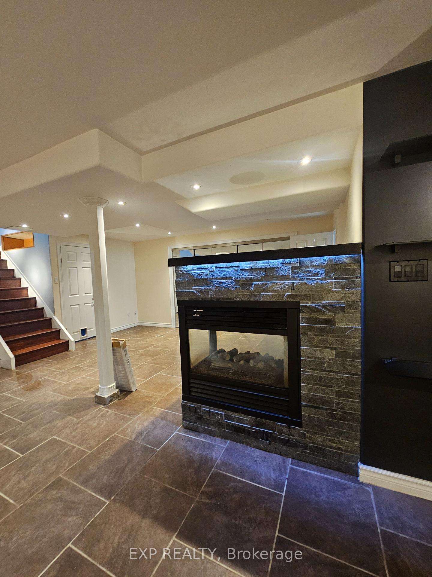 Photo 19 of 90 Morenz Crescent, Kingston, Rideau — HOMEH