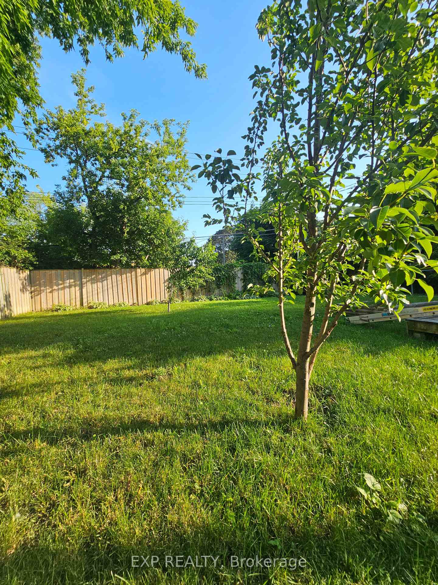 Photo 26 of 90 Morenz Crescent, Kingston, Rideau — HOMEH