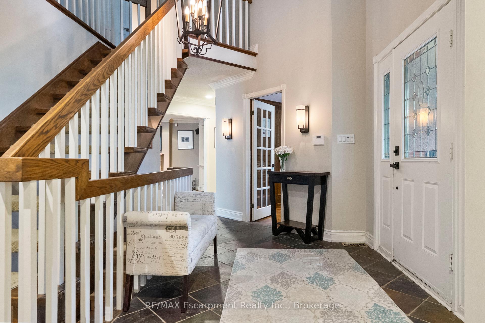 Photo 4 of 104 Whittington Place, Oakville, Southwest — HOMEH
