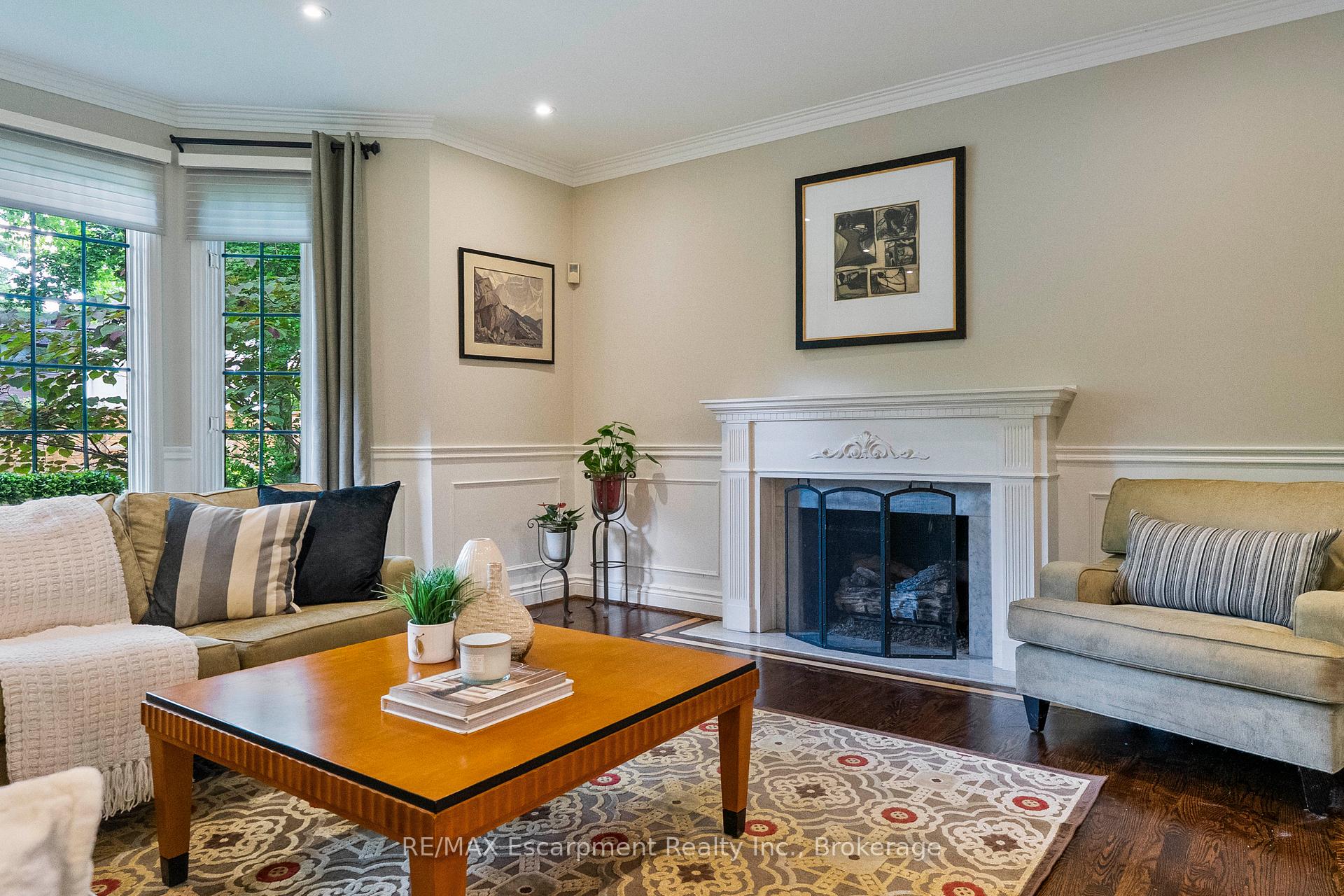 Photo 5 of 104 Whittington Place, Oakville, Southwest — HOMEH