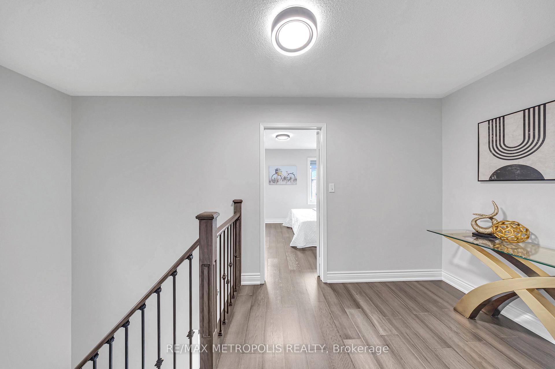Photo 18 of 10 Snowcreek Street, Markham, Cornell — HOMEH