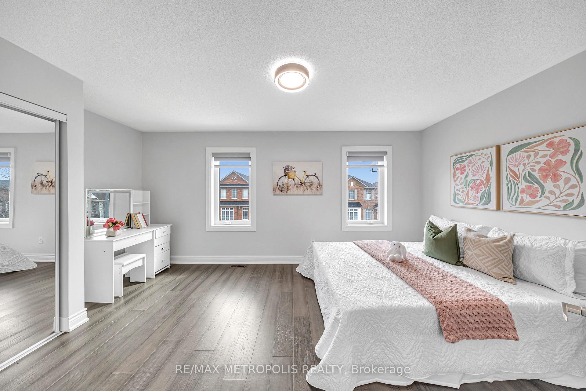 Photo 19 of 10 Snowcreek Street, Markham, Cornell — HOMEH