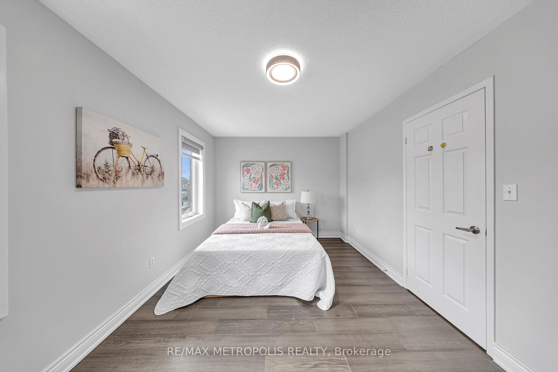 Photo 20 of 10 Snowcreek Street, Markham, Cornell — HOMEH