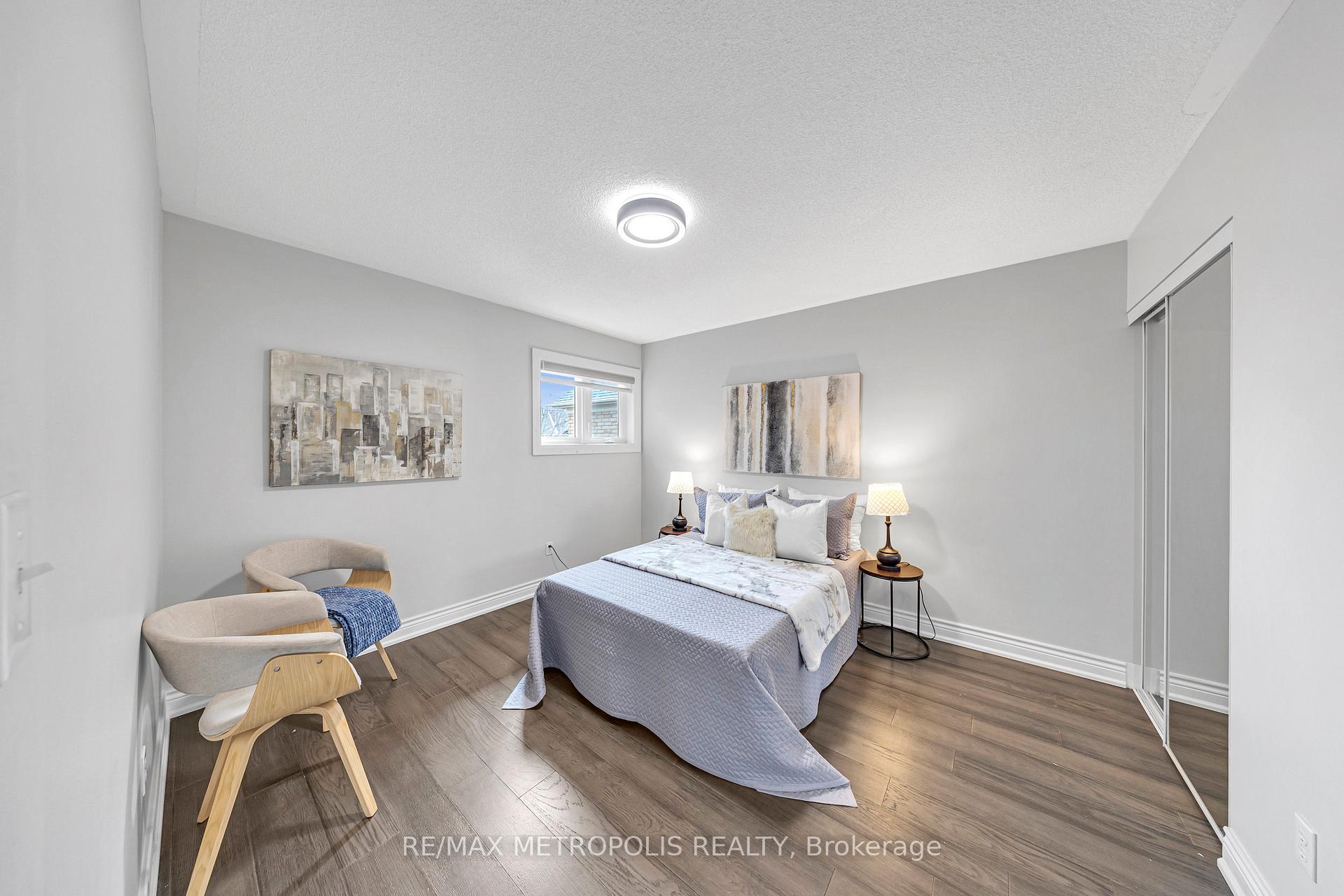 Photo 24 of 10 Snowcreek Street, Markham, Cornell — HOMEH
